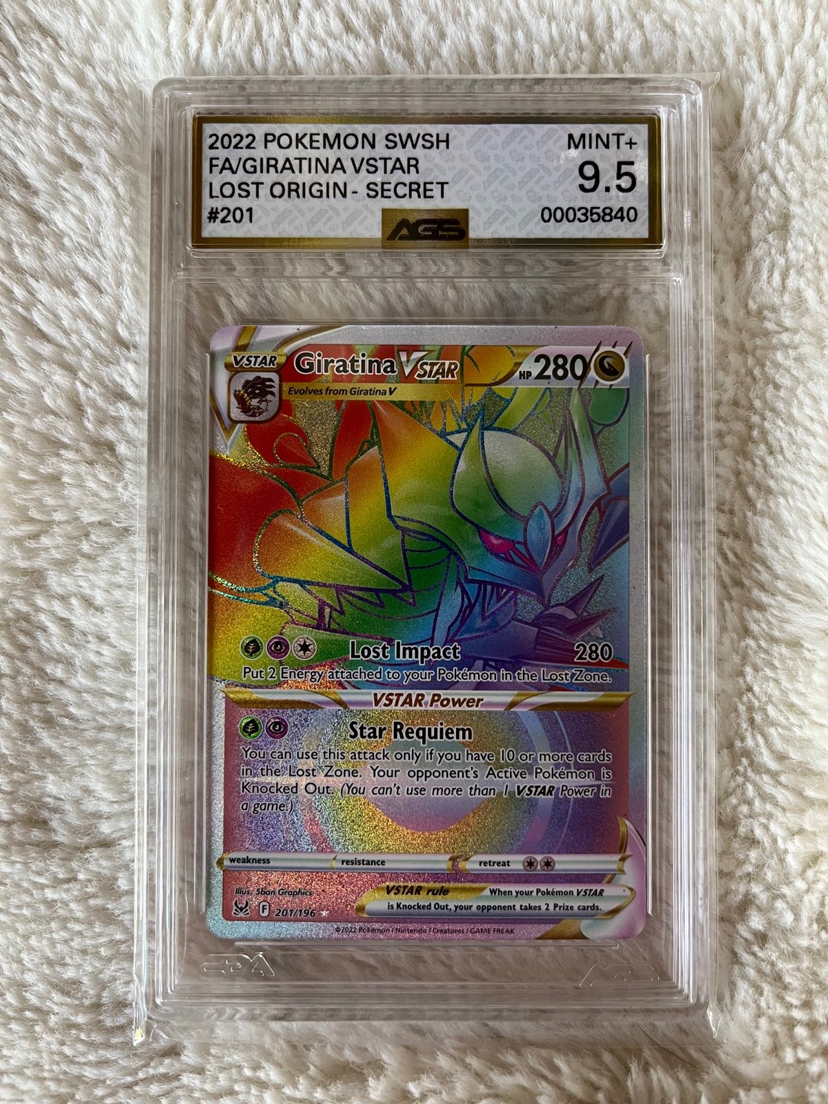 Graded 9.5 Giratina Vstar rainbow 120/100 AGS gold label Mint