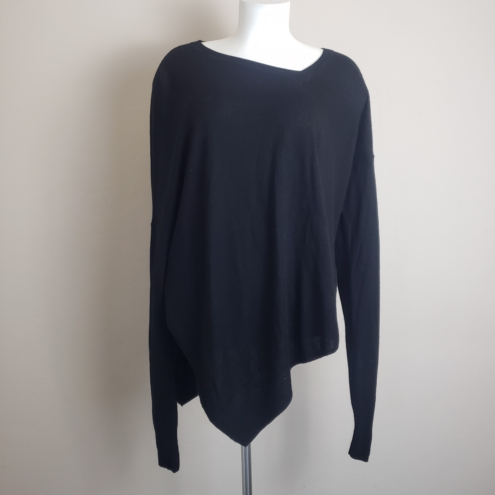 ISABEL MARANT ETOILE Wool Blend Black Asymmetrical Soft Sweater Sz 38 / M