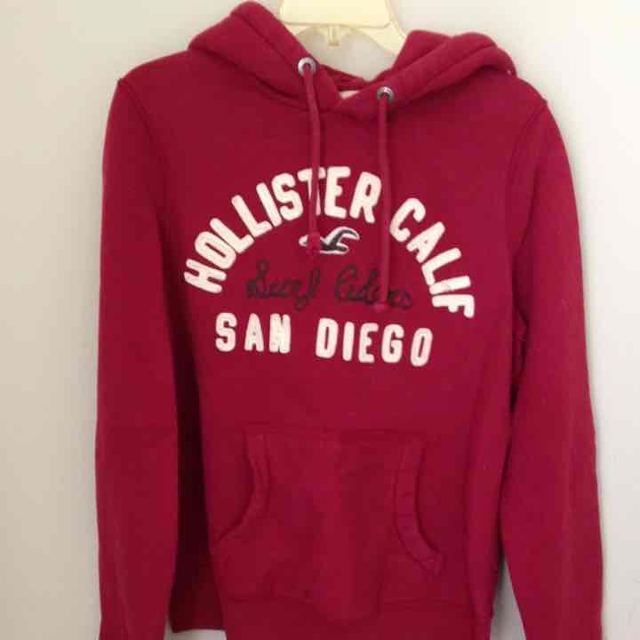New* Hollister red sweater size S in Men