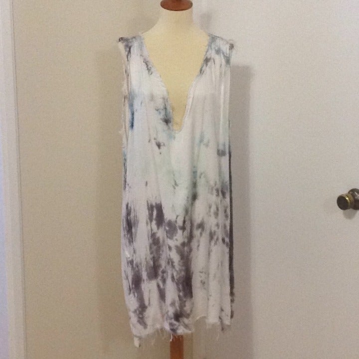 S NWOT LOVE TANJANE Swimsuit Coverup EE14 2317