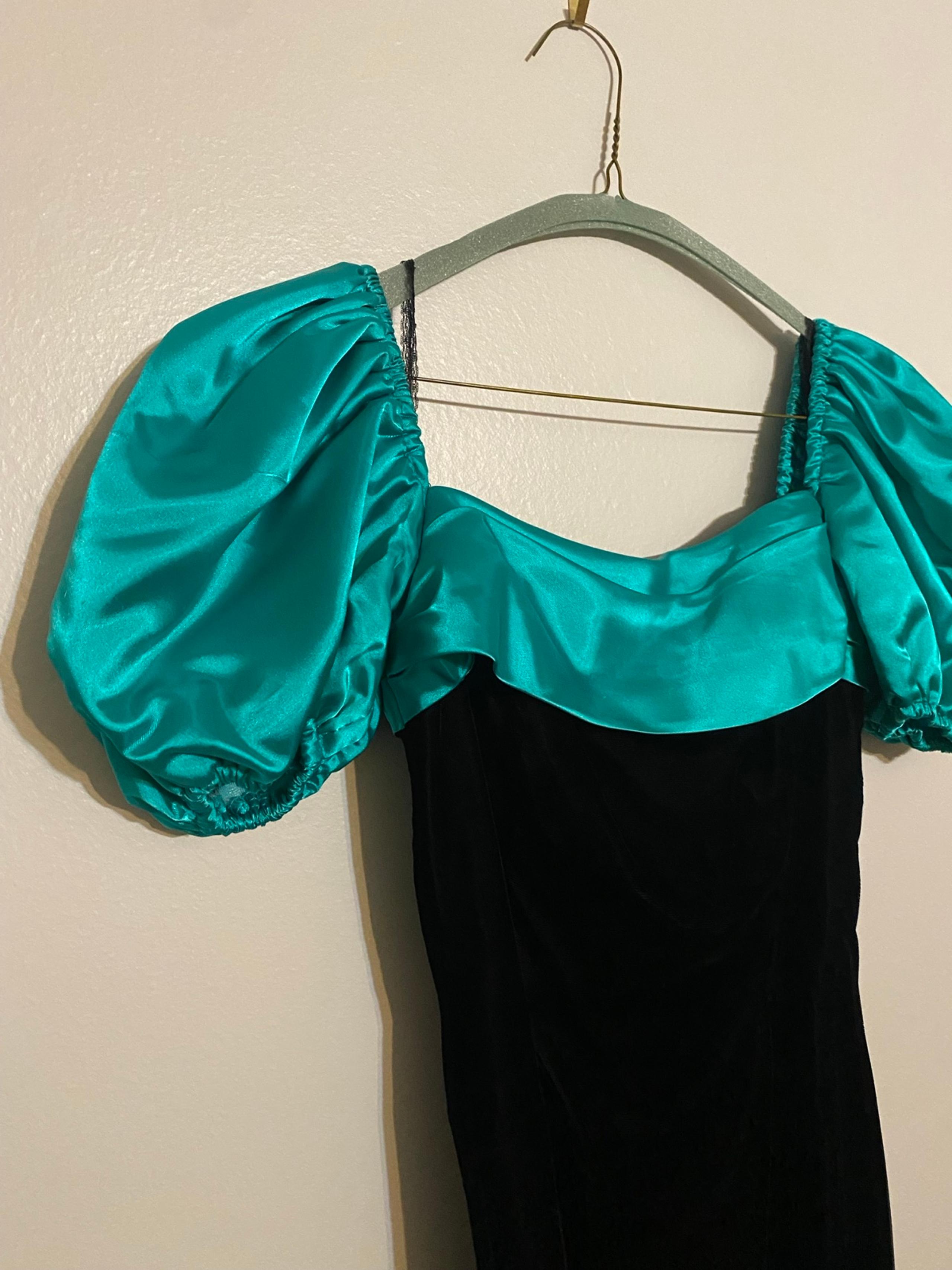 Vintage Roberta cocktail 80’s prom dress 7/8 teal green black velvet 7 8 med