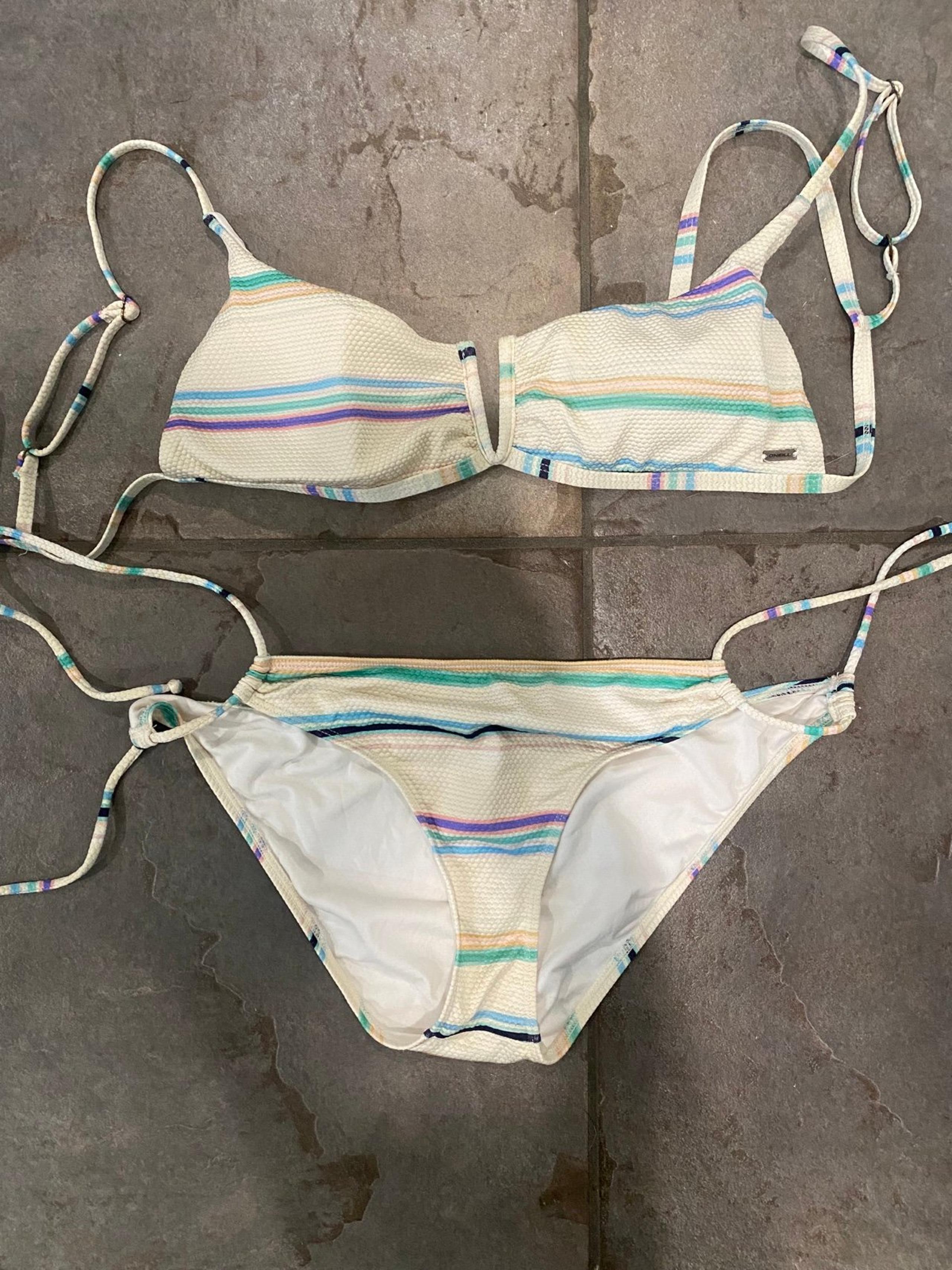 O'Neill Women's Lowtide Rockley bikini