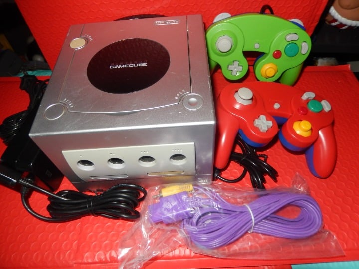 Platinum Nintendo Gamecube Console 4158