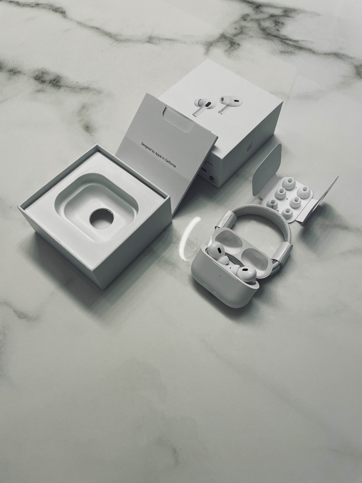 在庫処分セール テ AirPods Pro c usb 2 イヤホン
