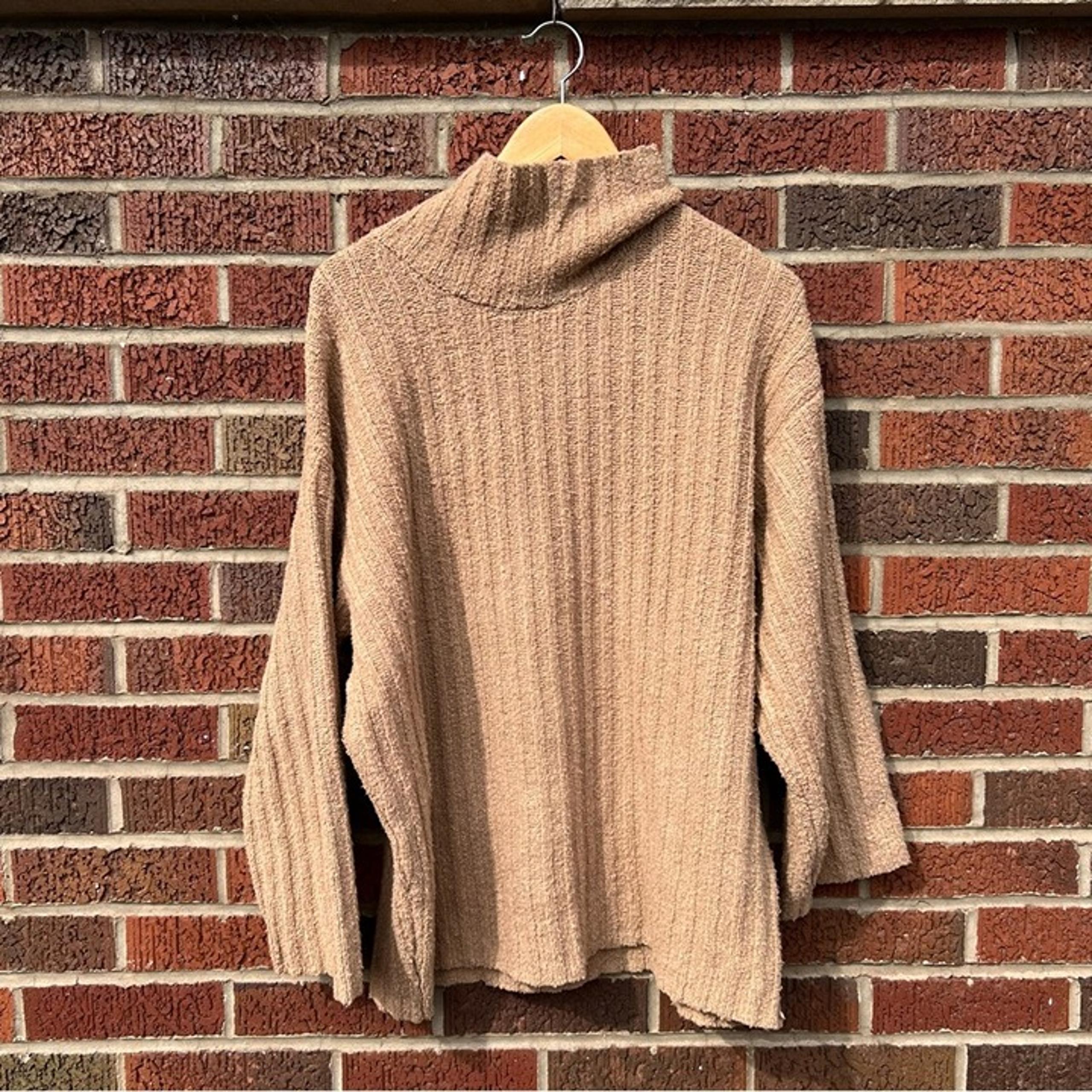 Universal Thread Tan Brown Oversized Chunky Knit Turtle Neck Sweater