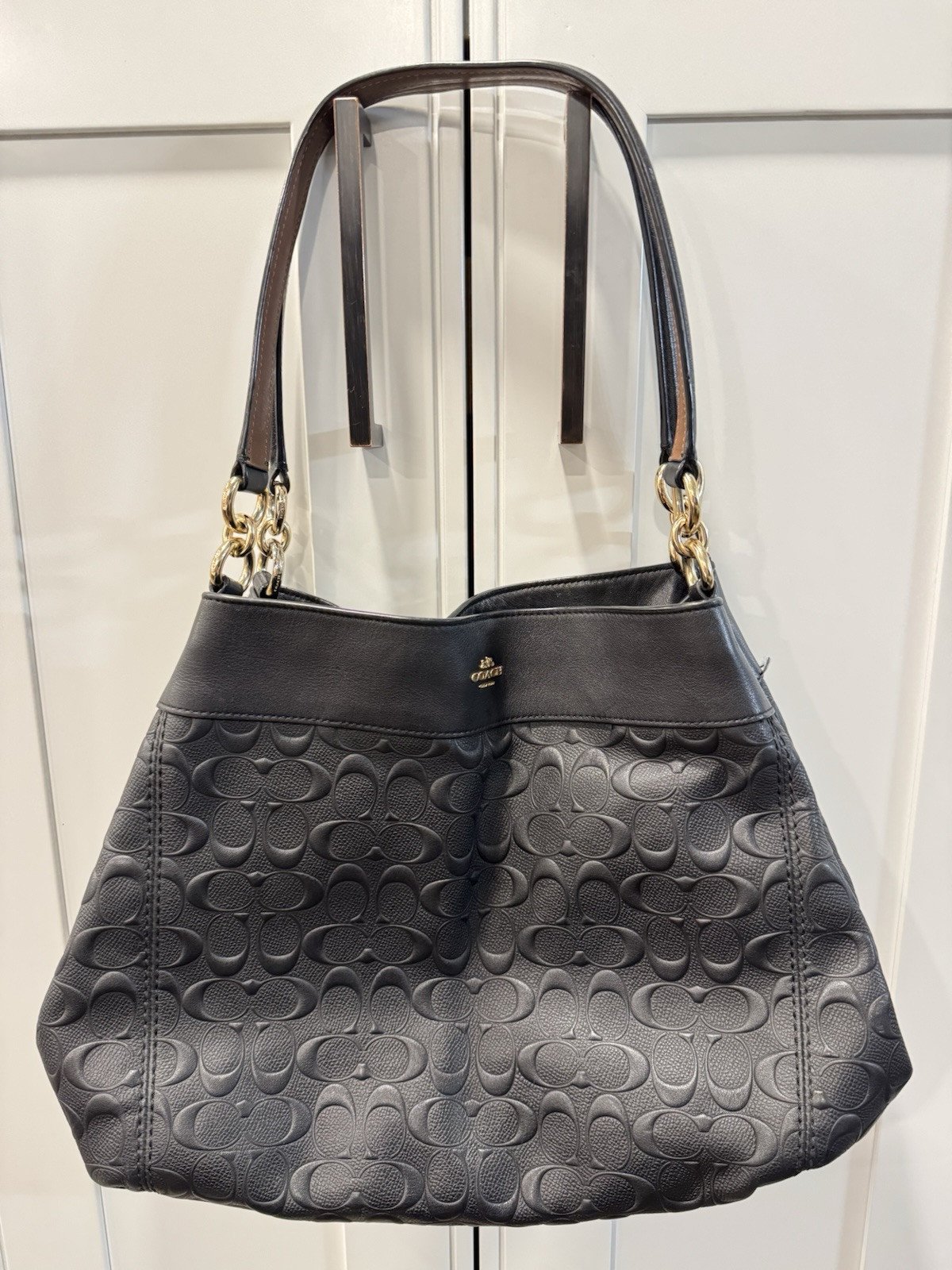 Coach Lexy Shoulder Bag in Signature Black Leather See Description