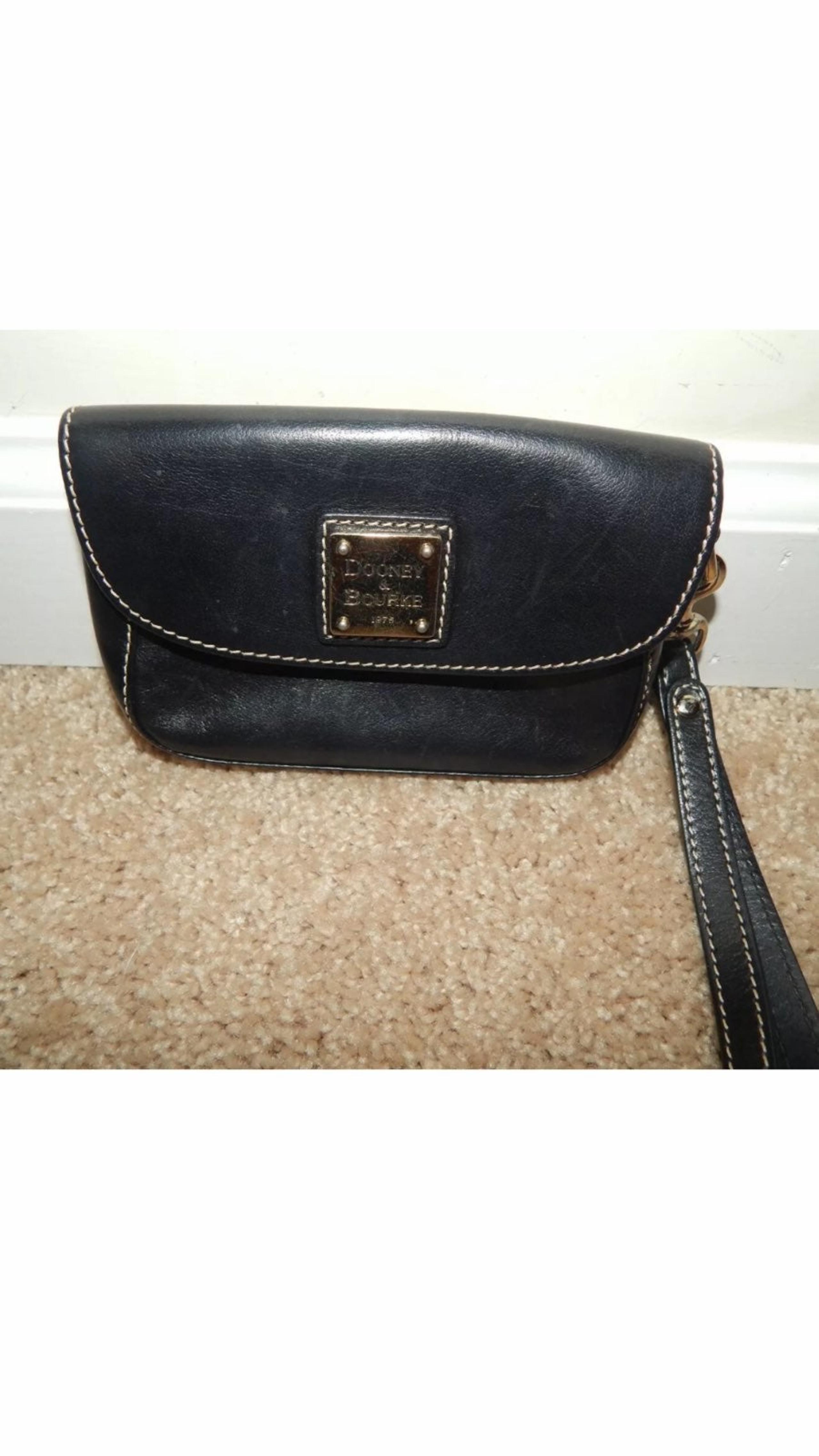 dooney and bourke Vintage 1975 wristlet