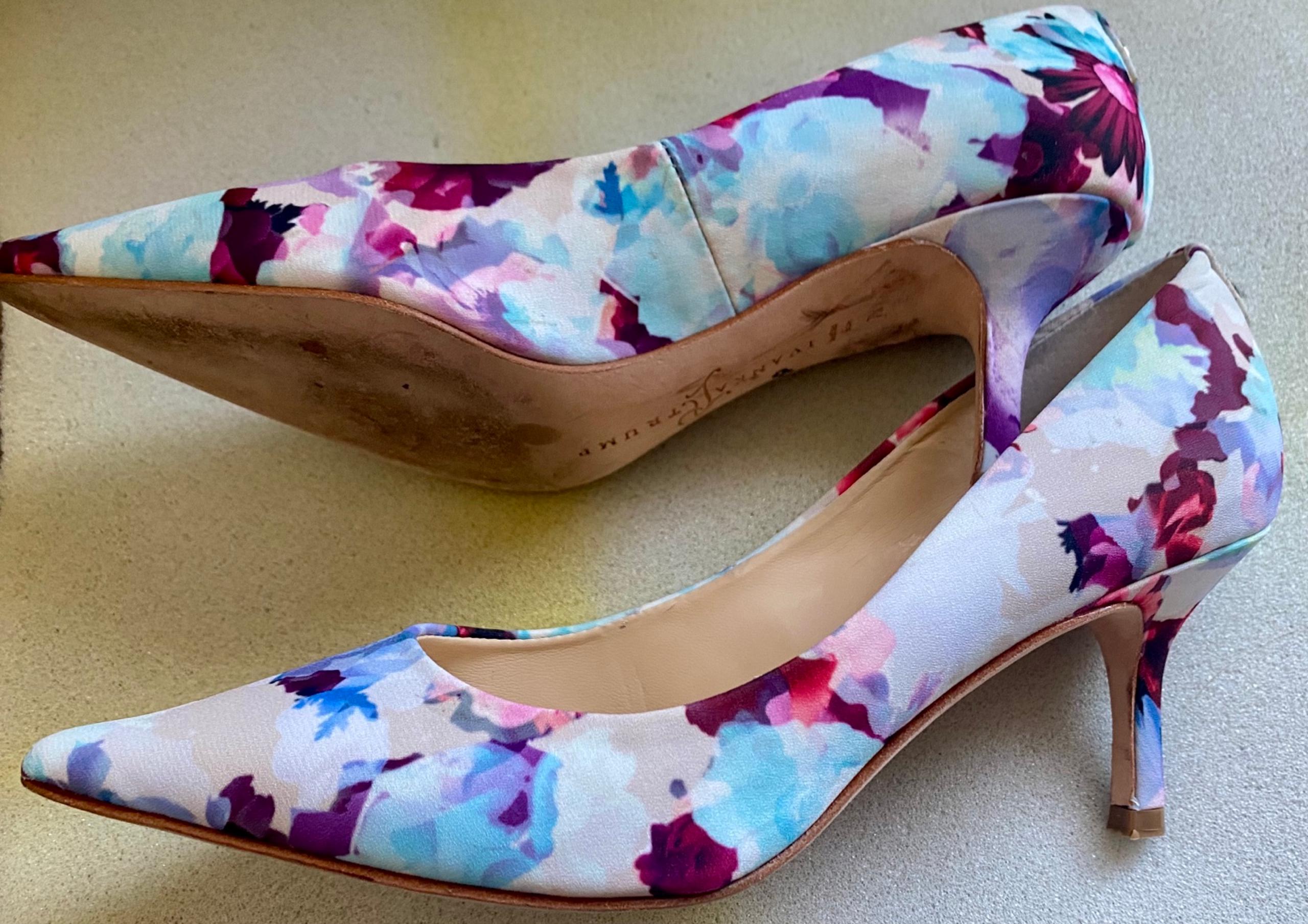Ivanka Trump Ladies Natalie Watercolor Floral pump slip on  heels-Sz 7M