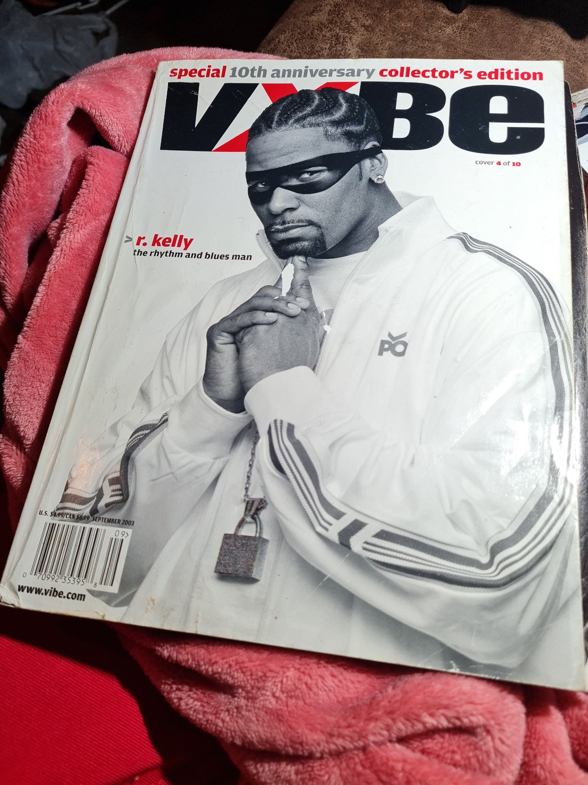 R kelly vibe Magazine as is