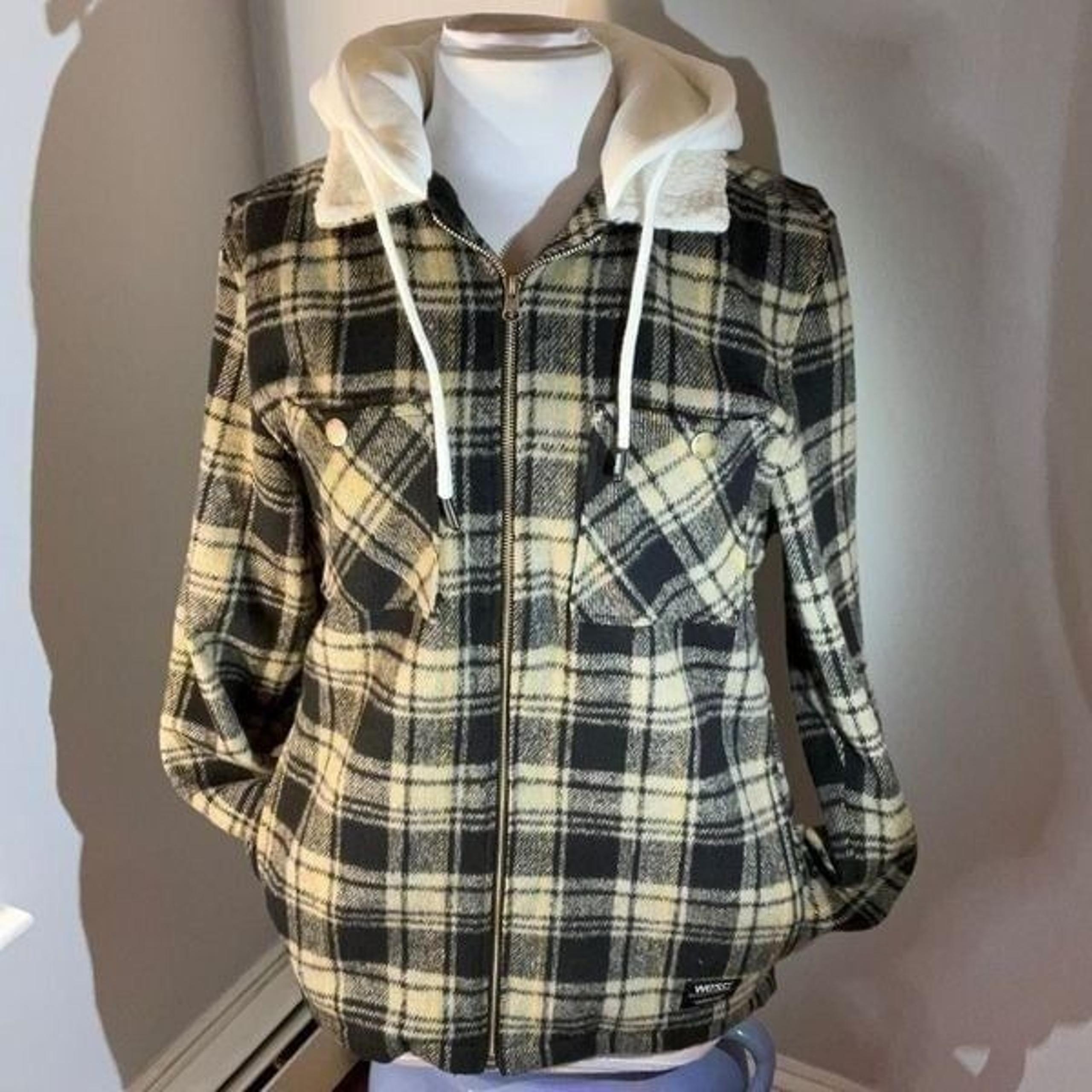 WeSCLiam Hoodie Shacket, Unisex Men- M, Women- L. NWT. Skater!