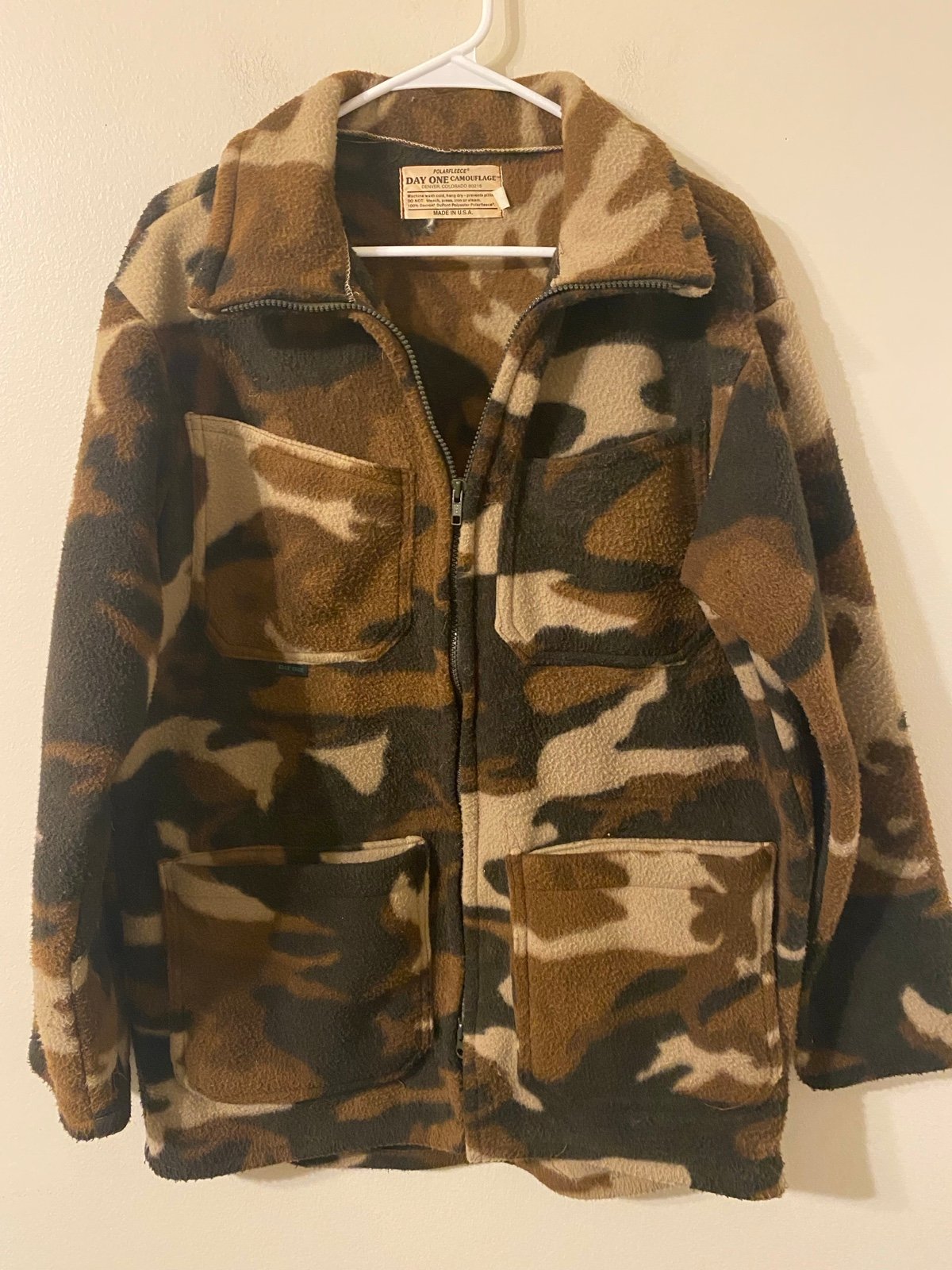 Men's VTG Day One Camouflage Polar Fleece Full Zip Jacket Size Large Made in USA