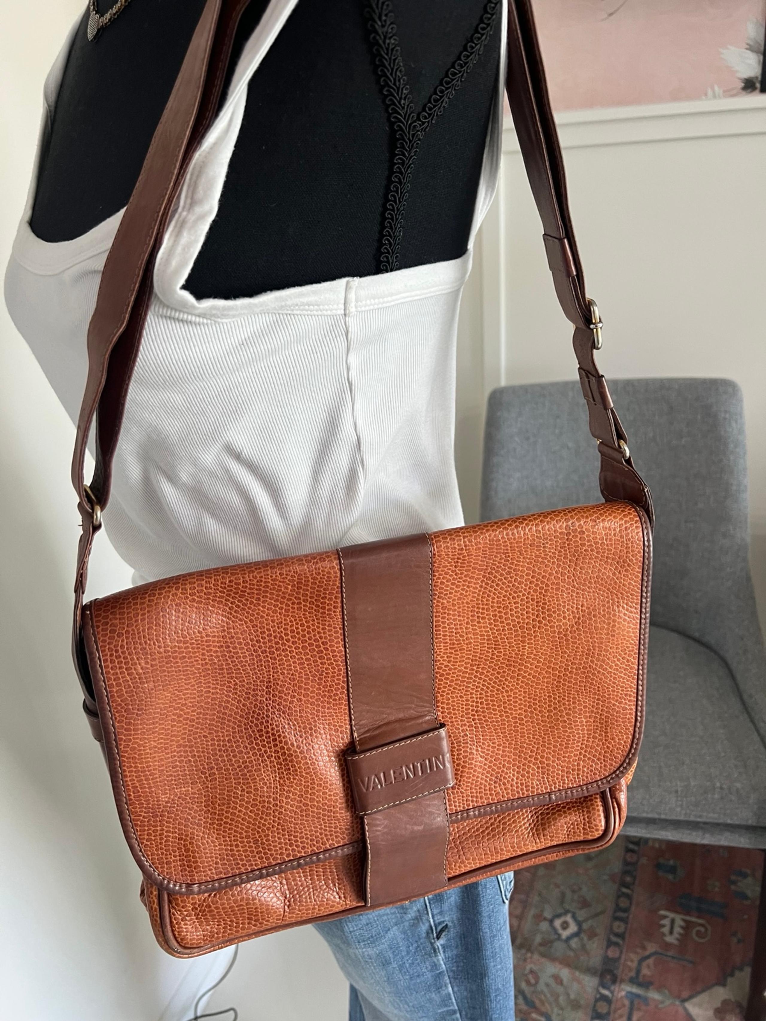 Vintage Mario VALENTINO Italy Brown SNAKE SKIN Crossbody BAG Magnetic Closure