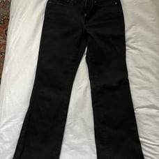Madewell black kick out crop jeans