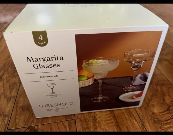 NEW Set of 4 Margarita Glasses, 14.5 oz