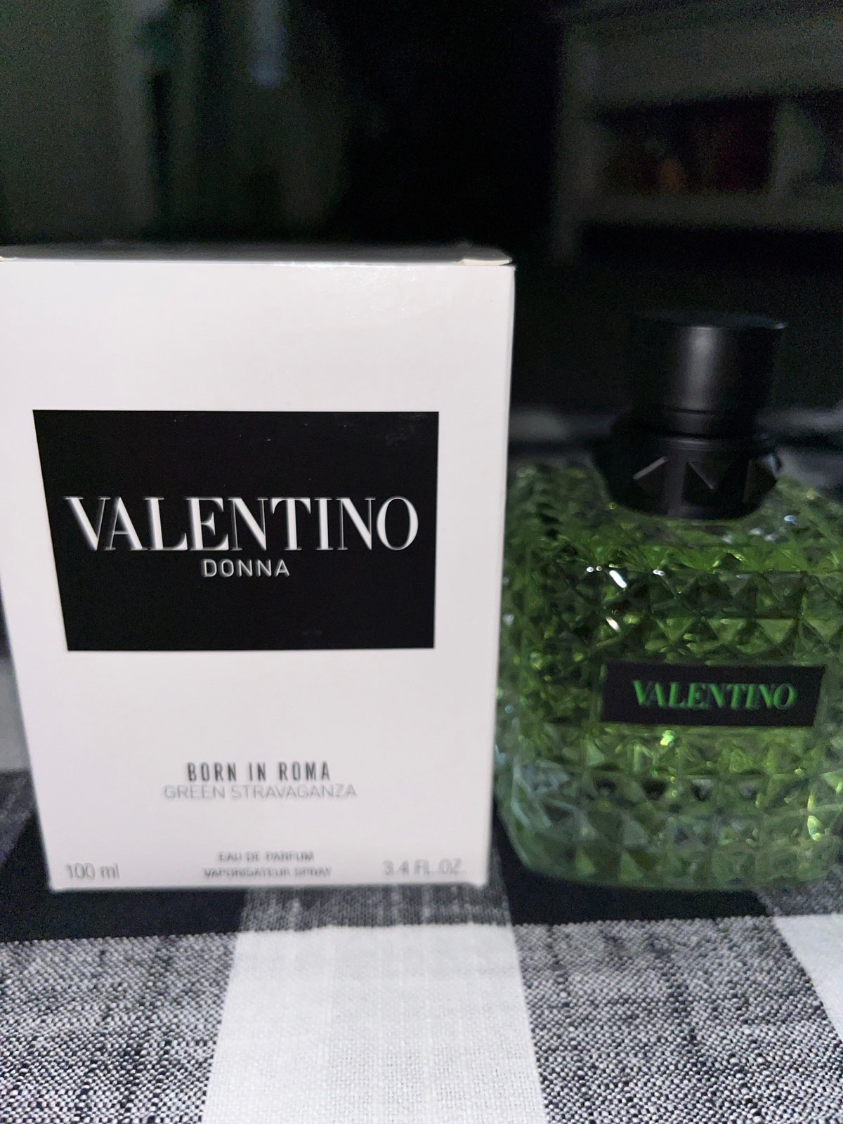 Valentino Born in Roma Green Stravaganza