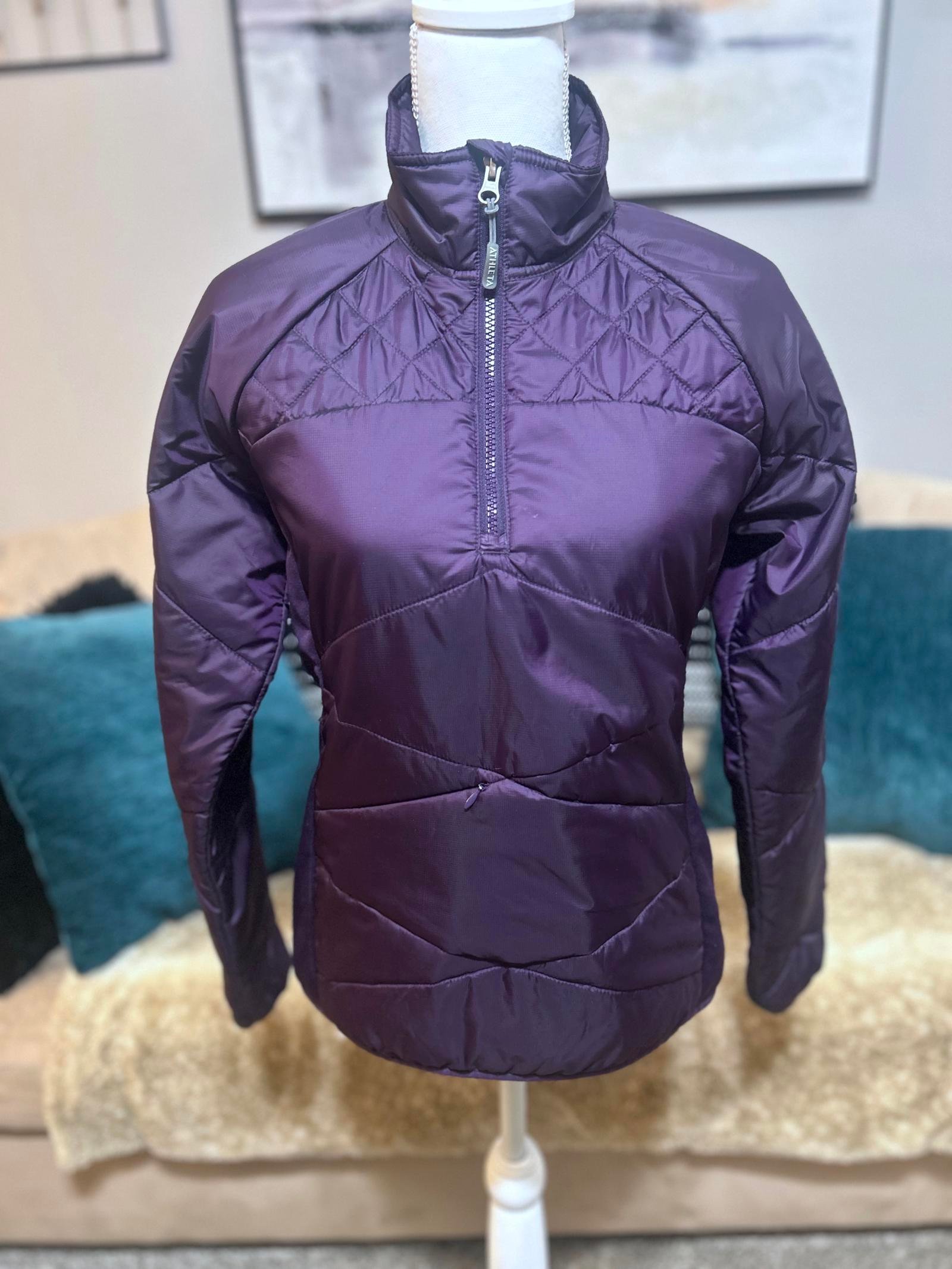 Athleta 1/2 Zip Lightweight Pullover Puffer in Eggplant Purple Size Small Women