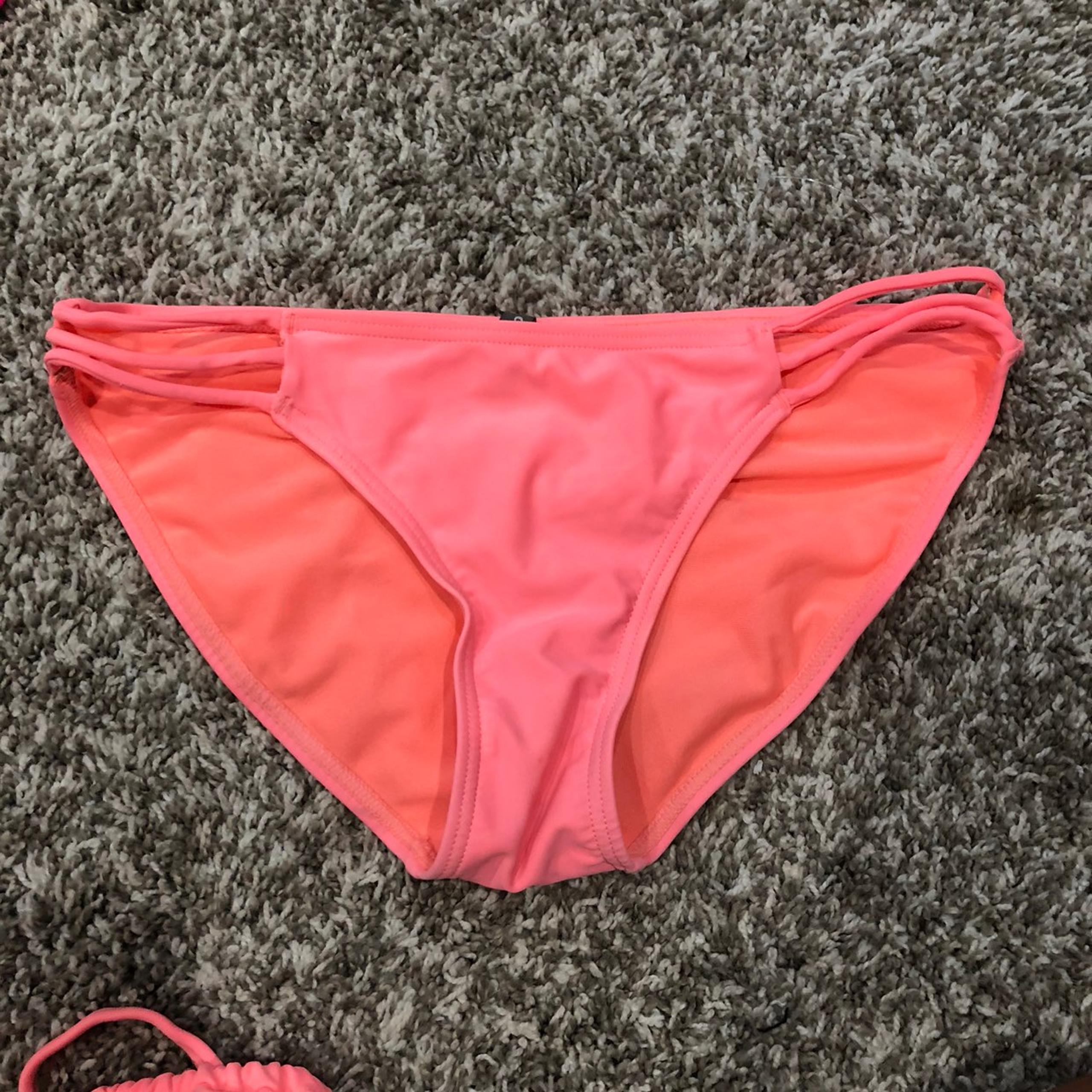 bikini bottoms