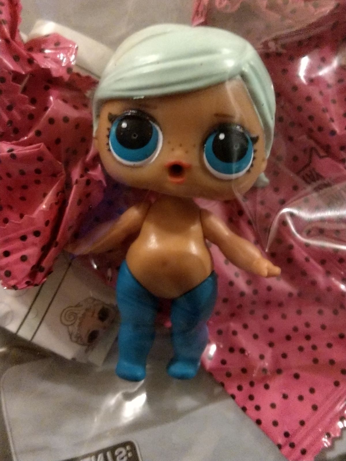 Lol surprise dolls brr b.b sze
