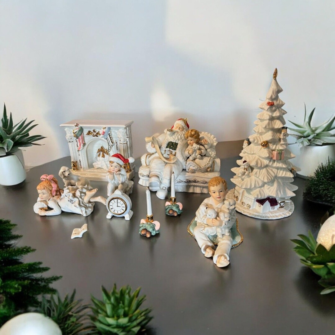 VINTAGE 2003 Heritage Mint 11 Pieces White Gold Porcelain Christmas Santa Claus