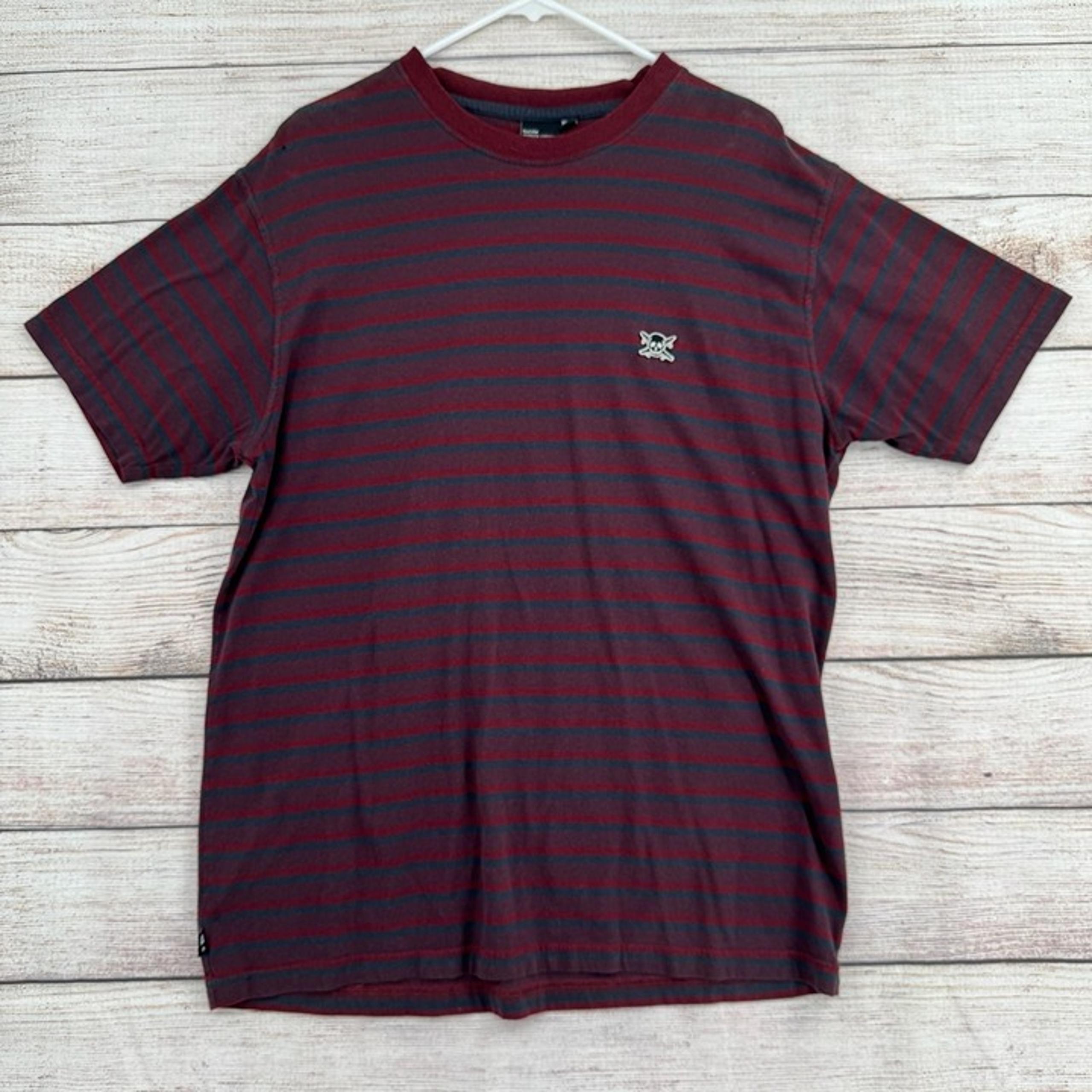 Fourstar Shirt Mens XL Red Gray Striped Skull Crossbones Skate Tee Cotton Casual