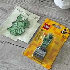 Statue of Liberty fridge magnet bundle - Heytea New York & Lego New York