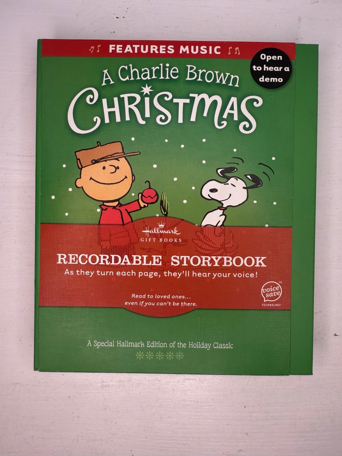 A Charlie Brown Christmas/The Night Before Christmas Recordable Storybook