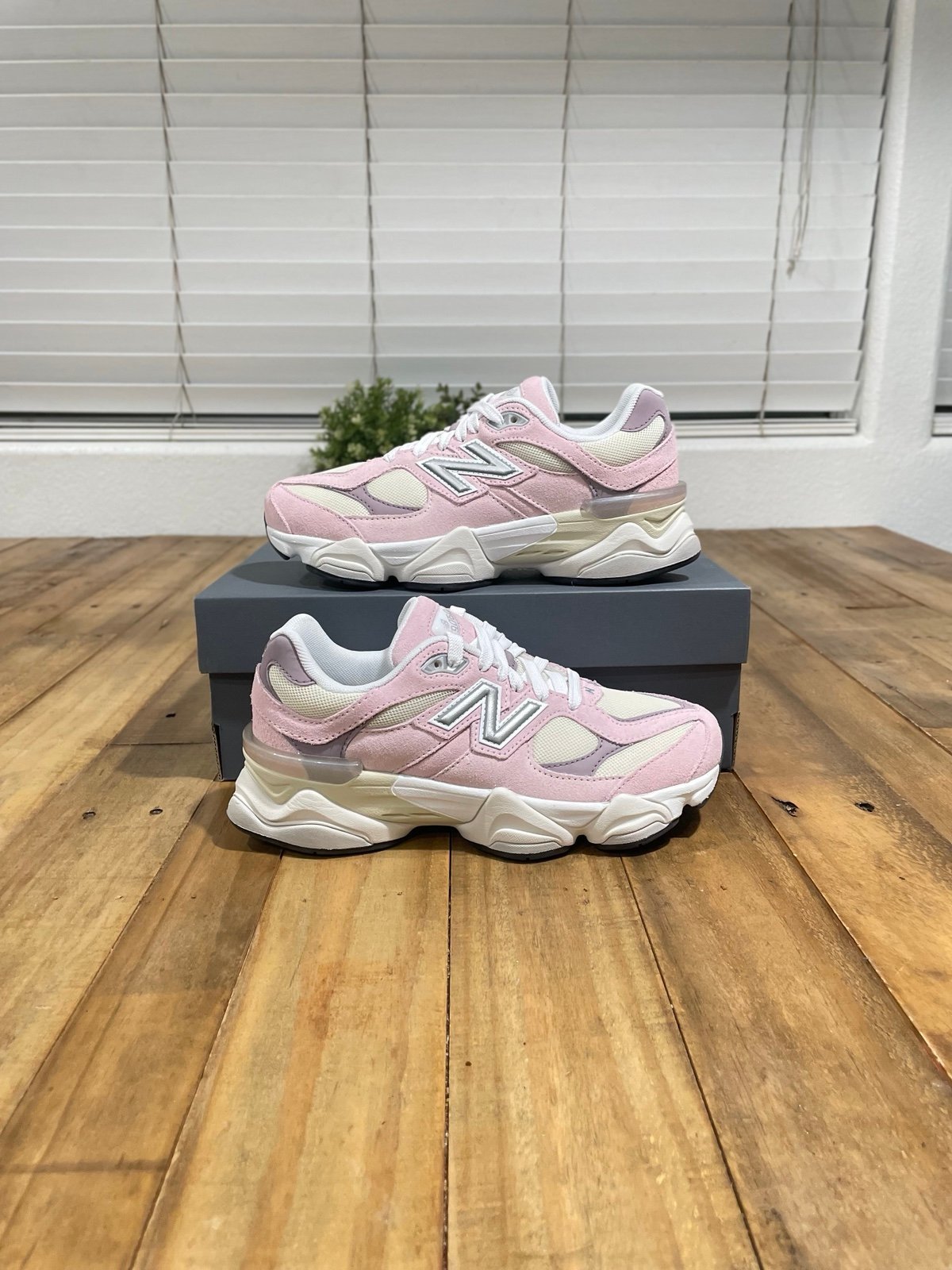 New Balance 9060 Pink Violet