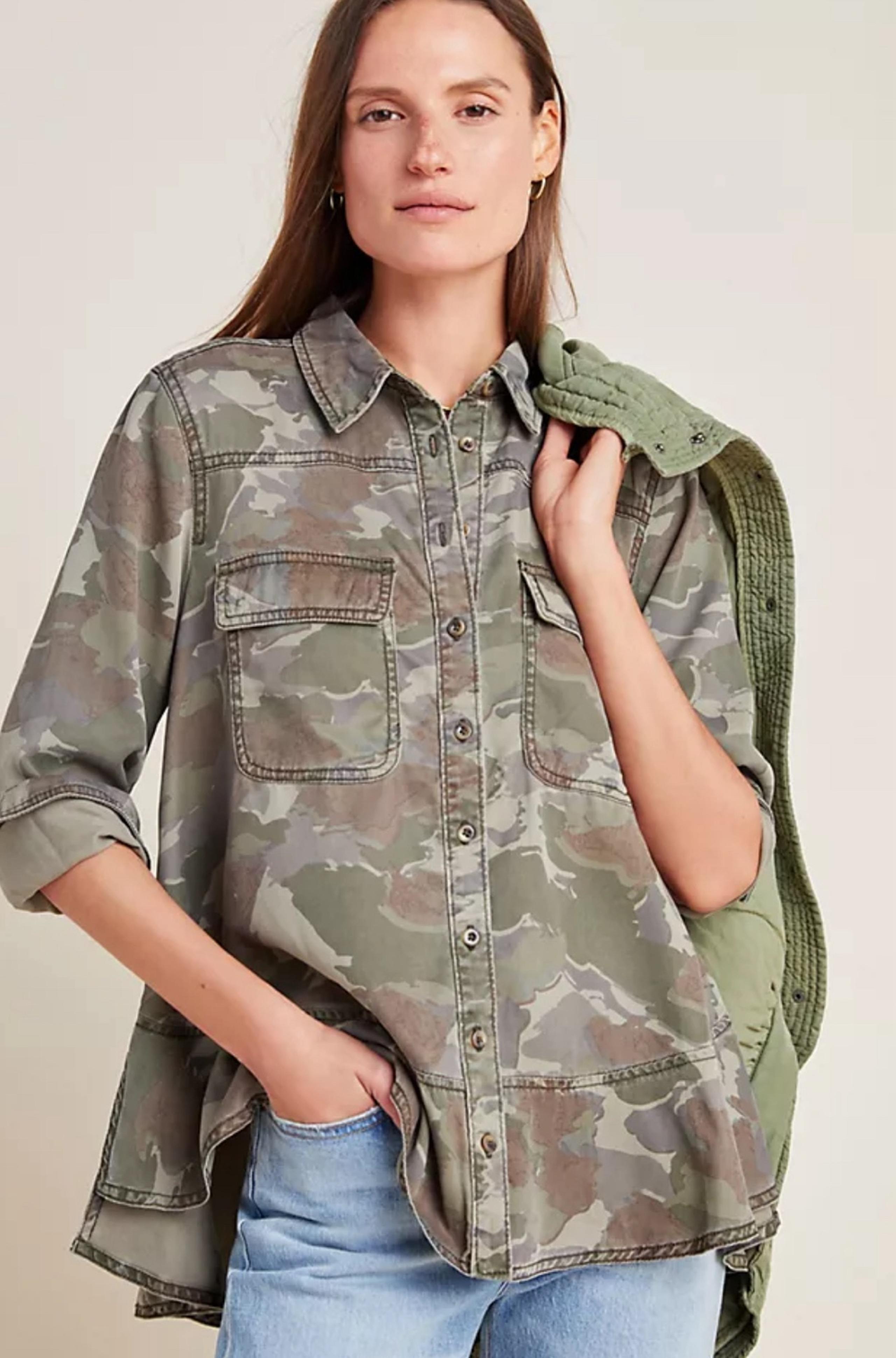 Montana Camo Green Button Down Long Sleeve Flouncy Blouse Size 6 - Anthropologie