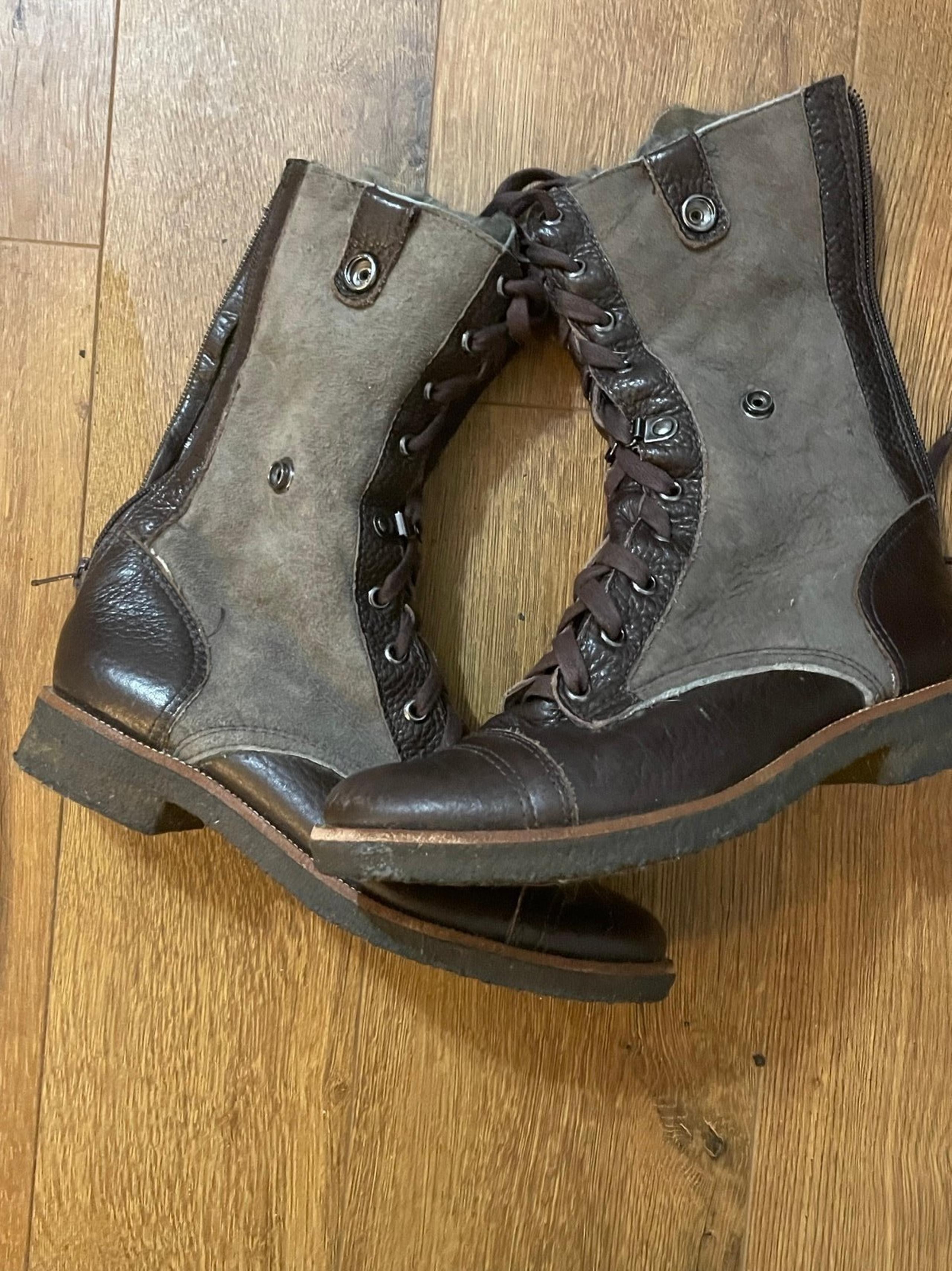 Diane von FURSTENBERG lace up leather wool boots peasant tall brown vintage 7.5