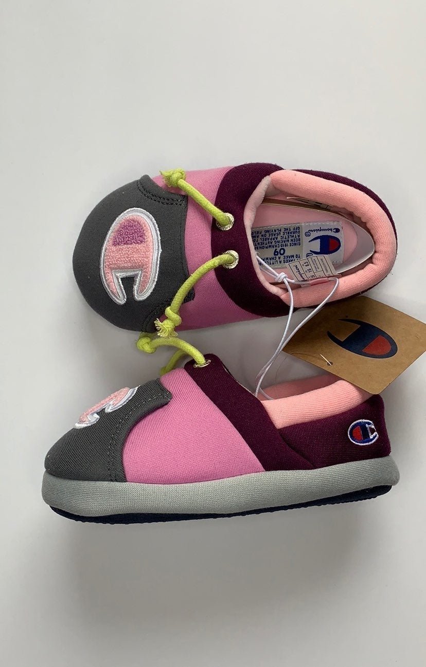Champion slippers shop kids