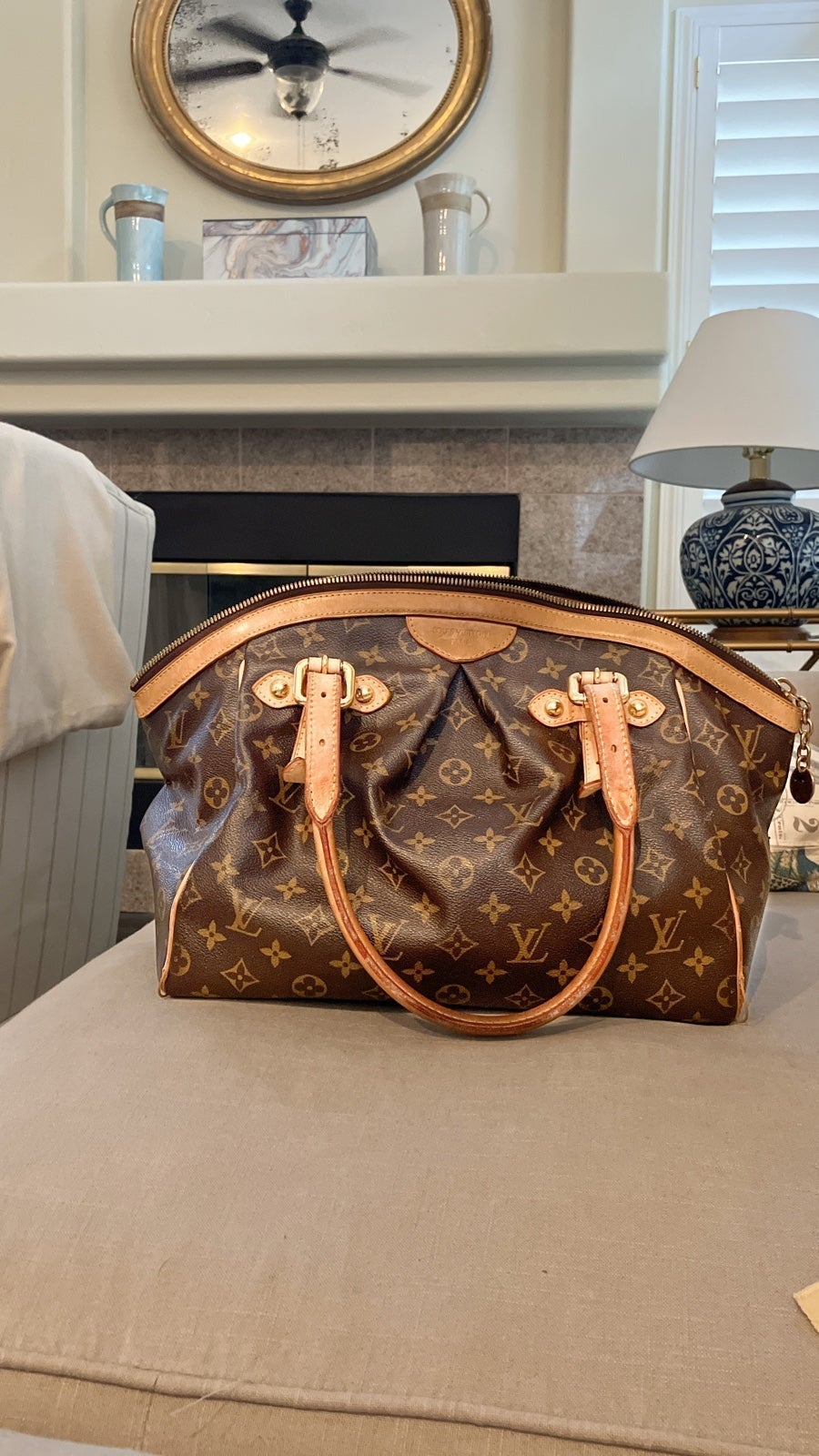 100% Authentic Louis Vuitton Tivoli Monogram GM Brown Shoulder Bag