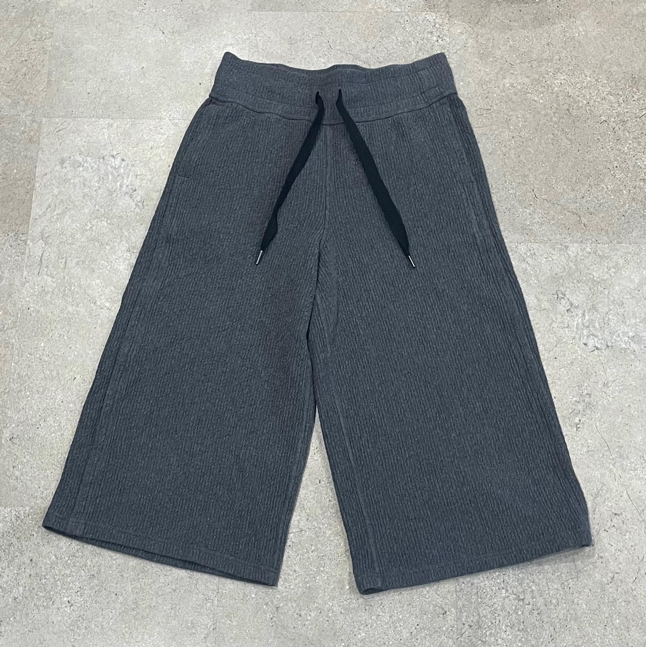 Womens LULULEMON  “Retreat Yourself” Cropped Wide Leg Ribbed Pants, sz 6
