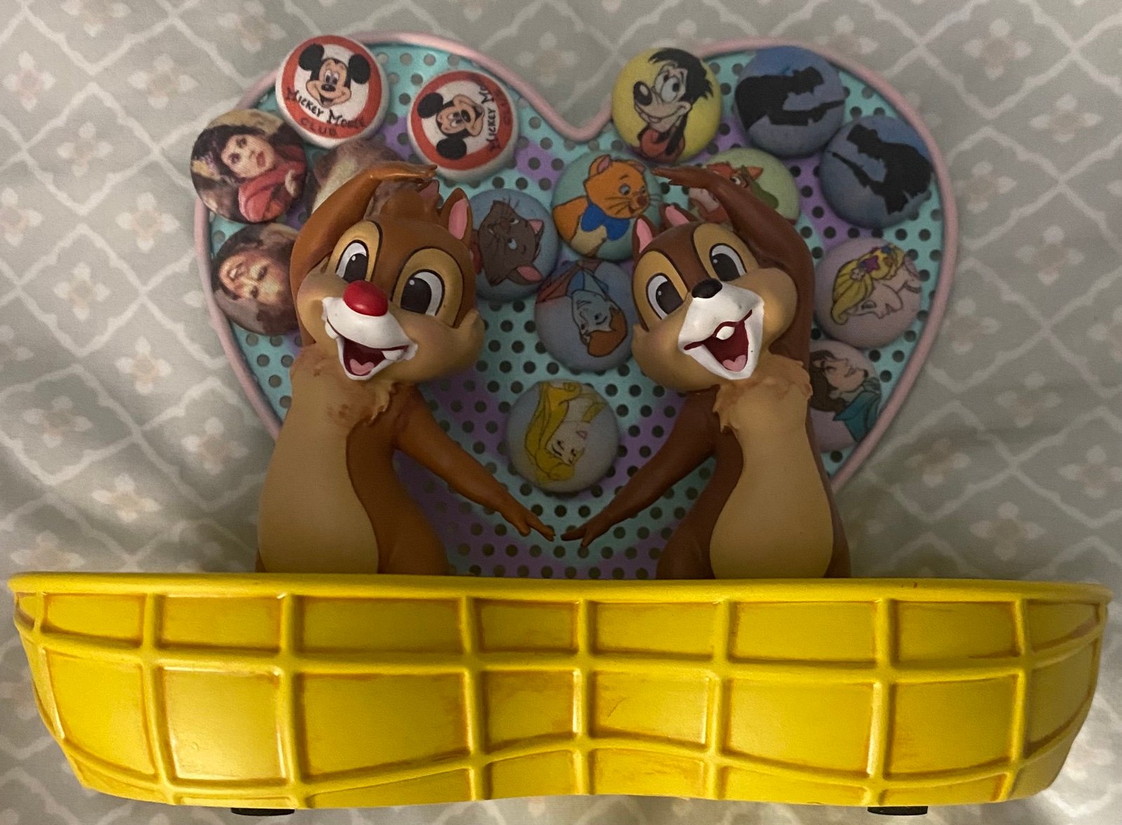 Disney CHIP & DALE Heart Jewelry Trinket Dish Earring Holder + Pairs Of Earrings