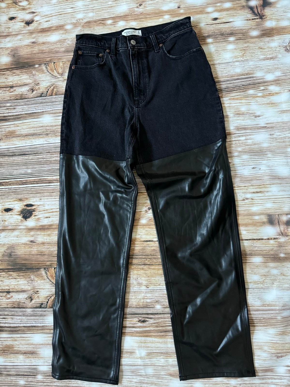Abercrombie & Fitch Mixed Fabric Ultra High Rise 90s Straight Jean 29 8 R