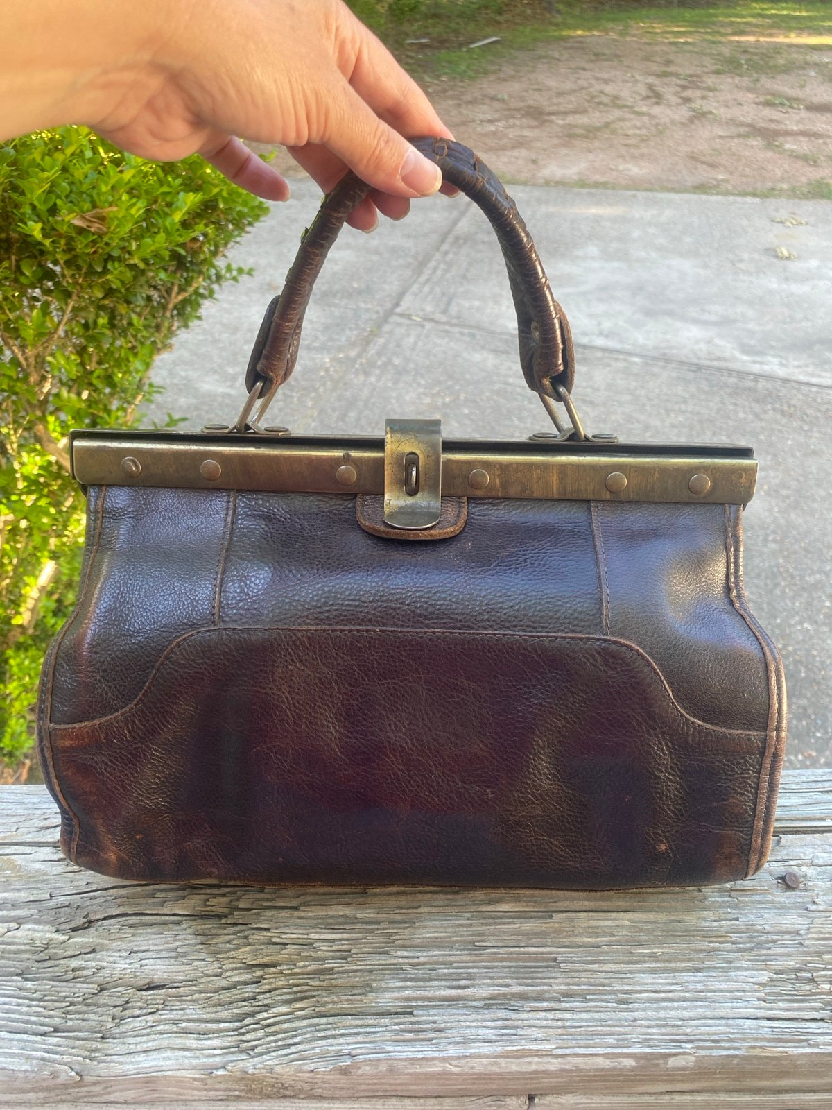 Victorian Satchel Purse Doctor Bag France Distressed Leather Brass Antique 1900s