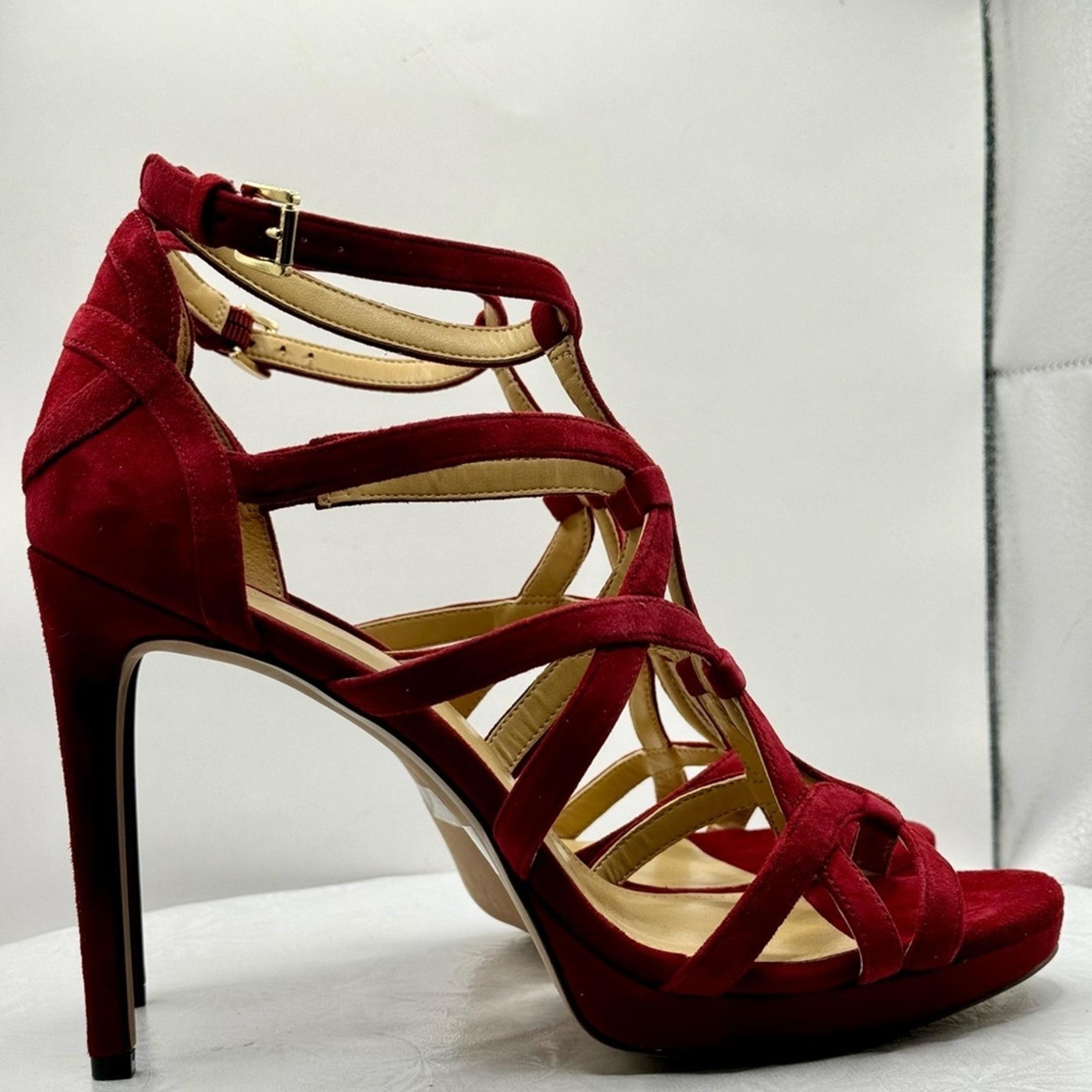 NWOT Michael Michael Kors Sandra Platform Sandal Burgundy Suede Size 8.5