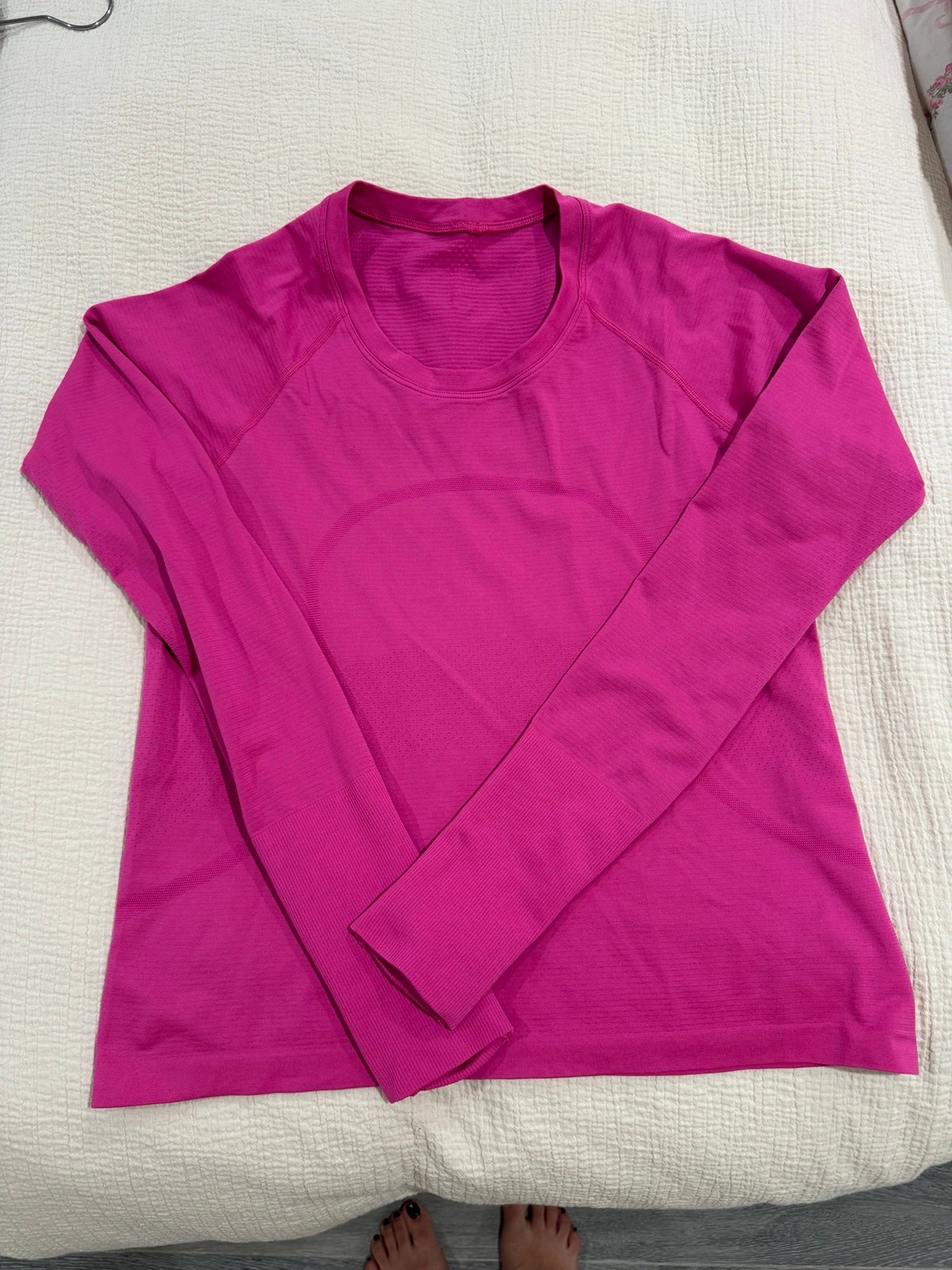 Lululemon sonic pink relaxed swiftly waist legnth