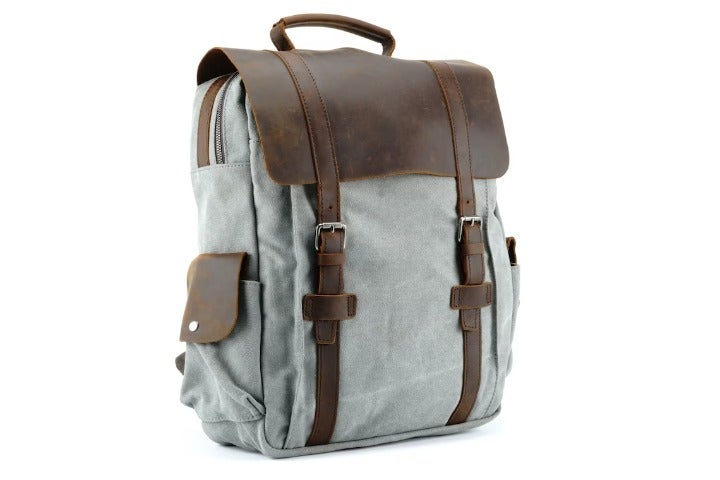 Large rucksack with smooth one-piece leather flap