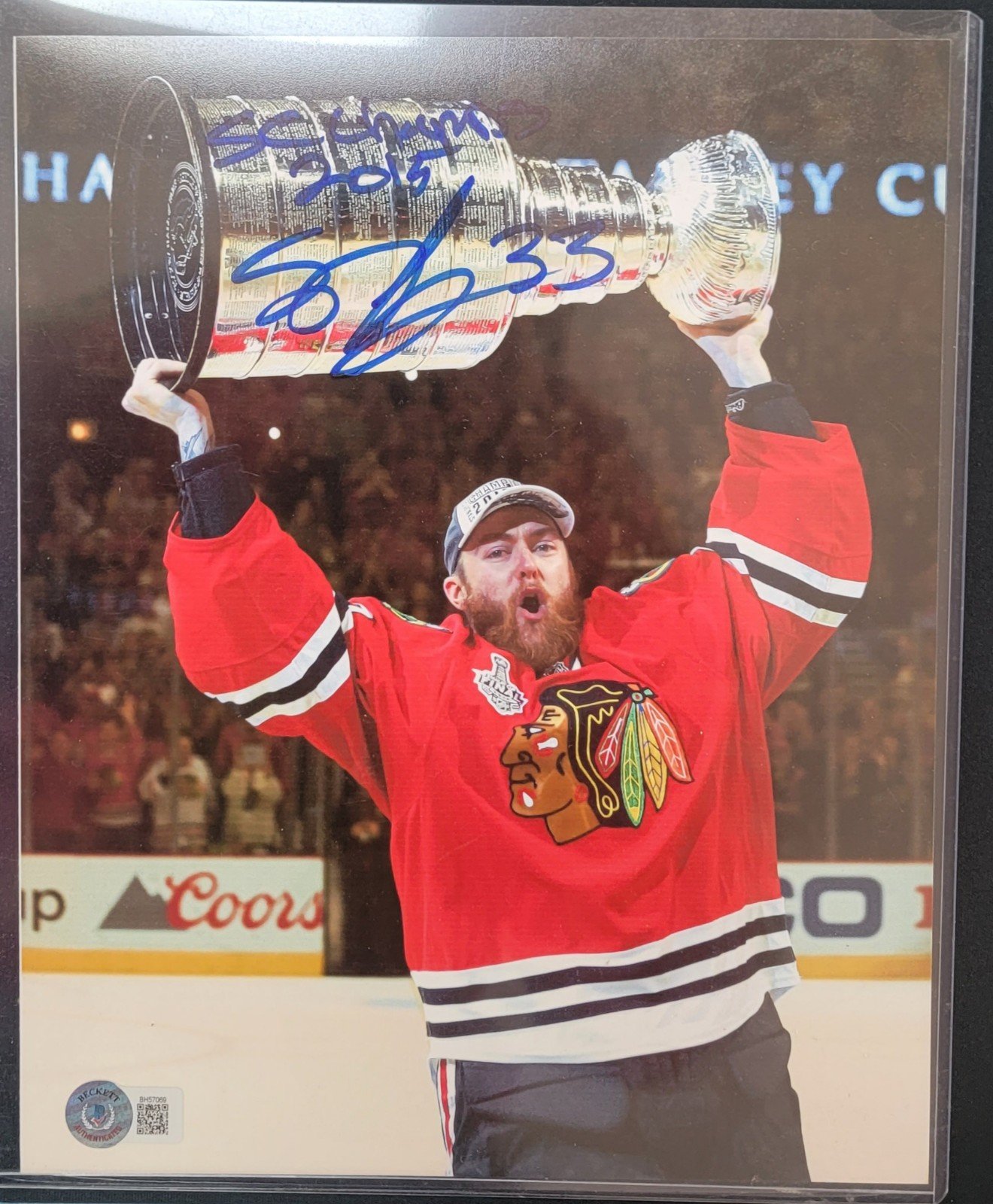 Scott Darling signed Blackhawks 8x10 picture with SC Champs 2015 inscription.
