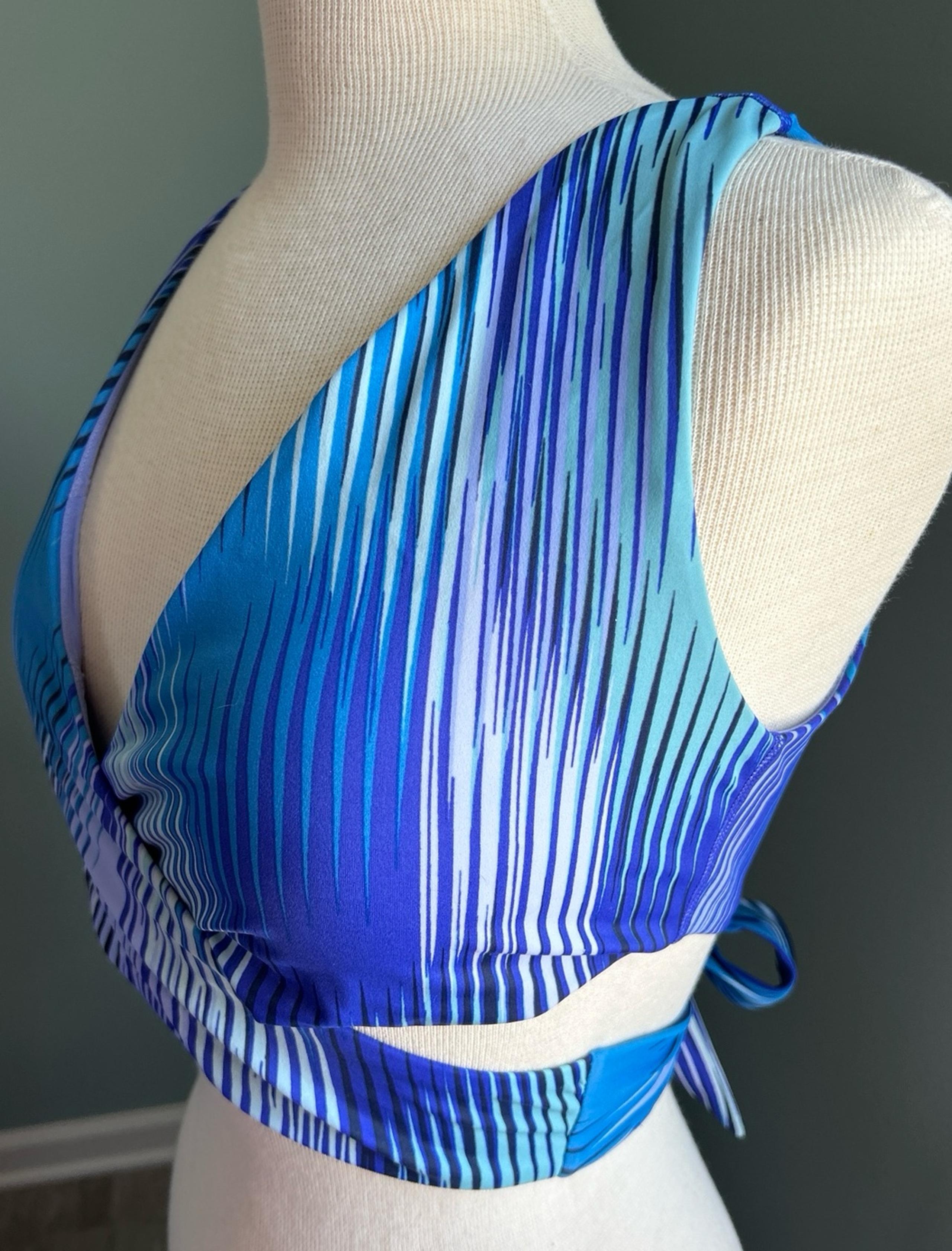 Athleta wrap swimsuit top Size Medium