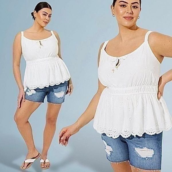 Torrid Ivory Eyelet Tie Front Sleeveless Tank Sz 2X