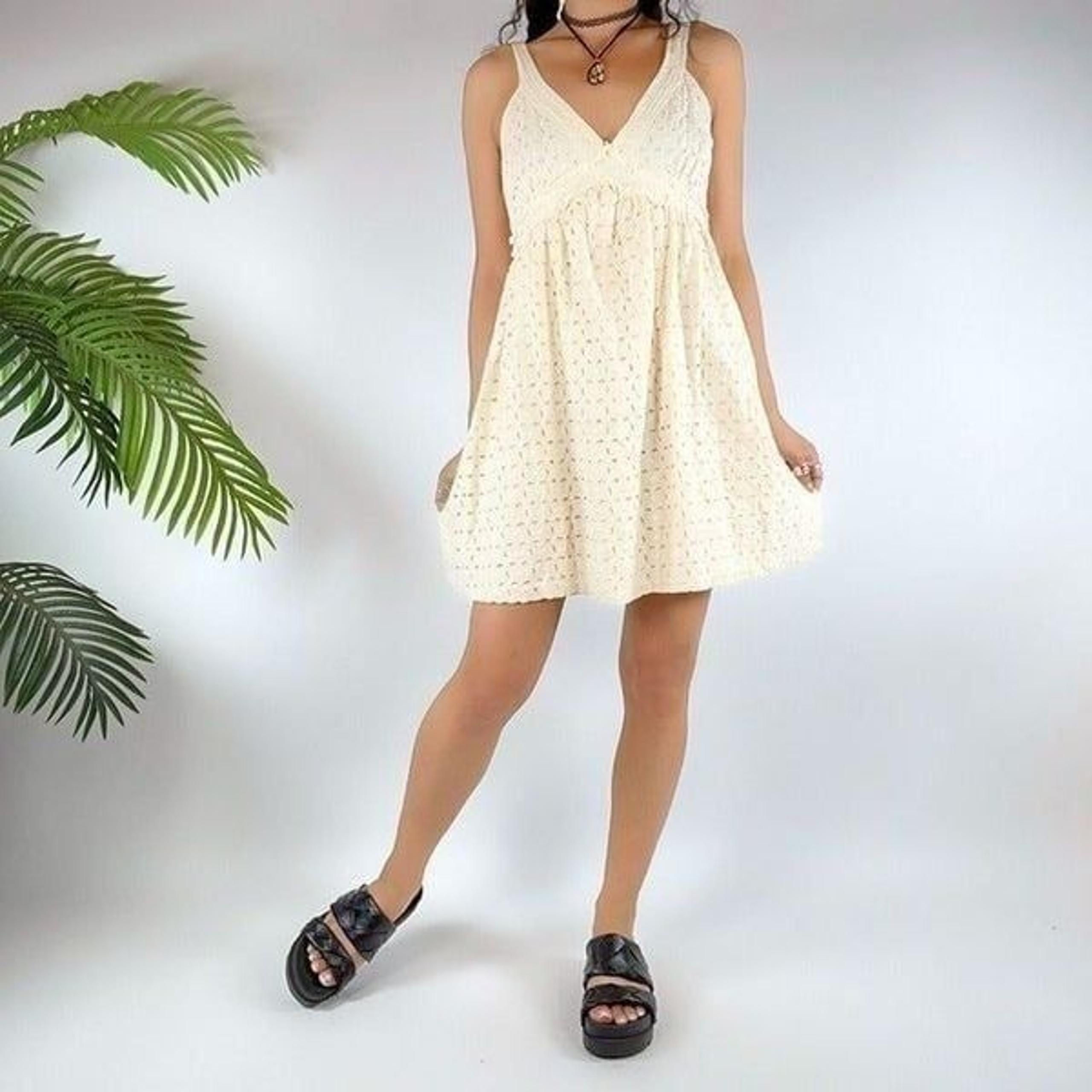 Vintage Y2K Cream Cottagecore Coquette Babydoll Cami Mini Dress / Size: 9