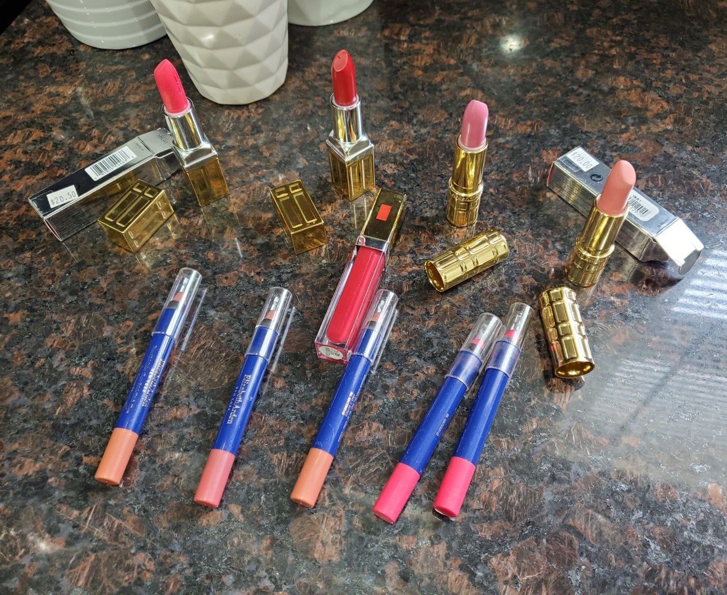 Elizabeth Arden makeup Lip lot