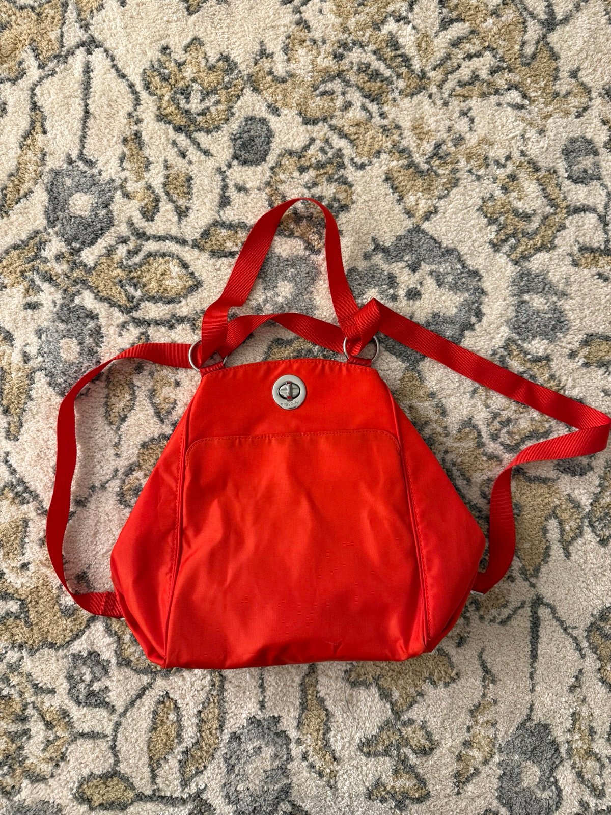 Baggallini Mendoza Convertible Backpack in Red Nylon NWOT