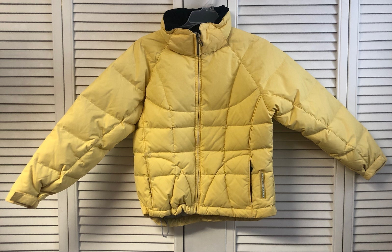 Couloir size 10 ski winter coat Jacket pale yellow