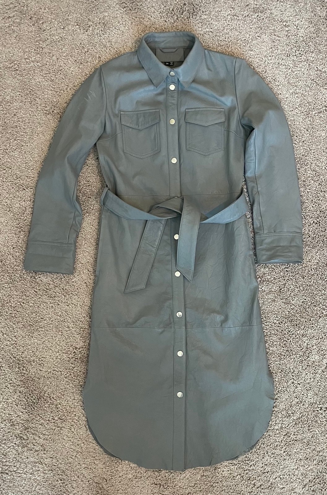 Women’s leather coat; Cigno Nero