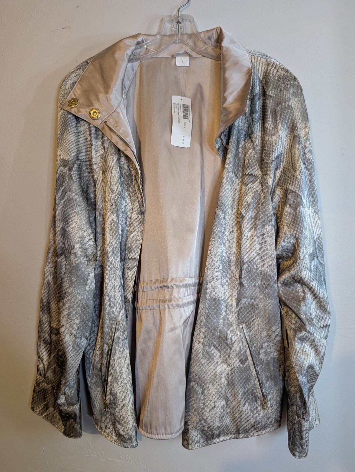 New Zenergy by Chicos Reversible Snakeskin/Cream Jacket