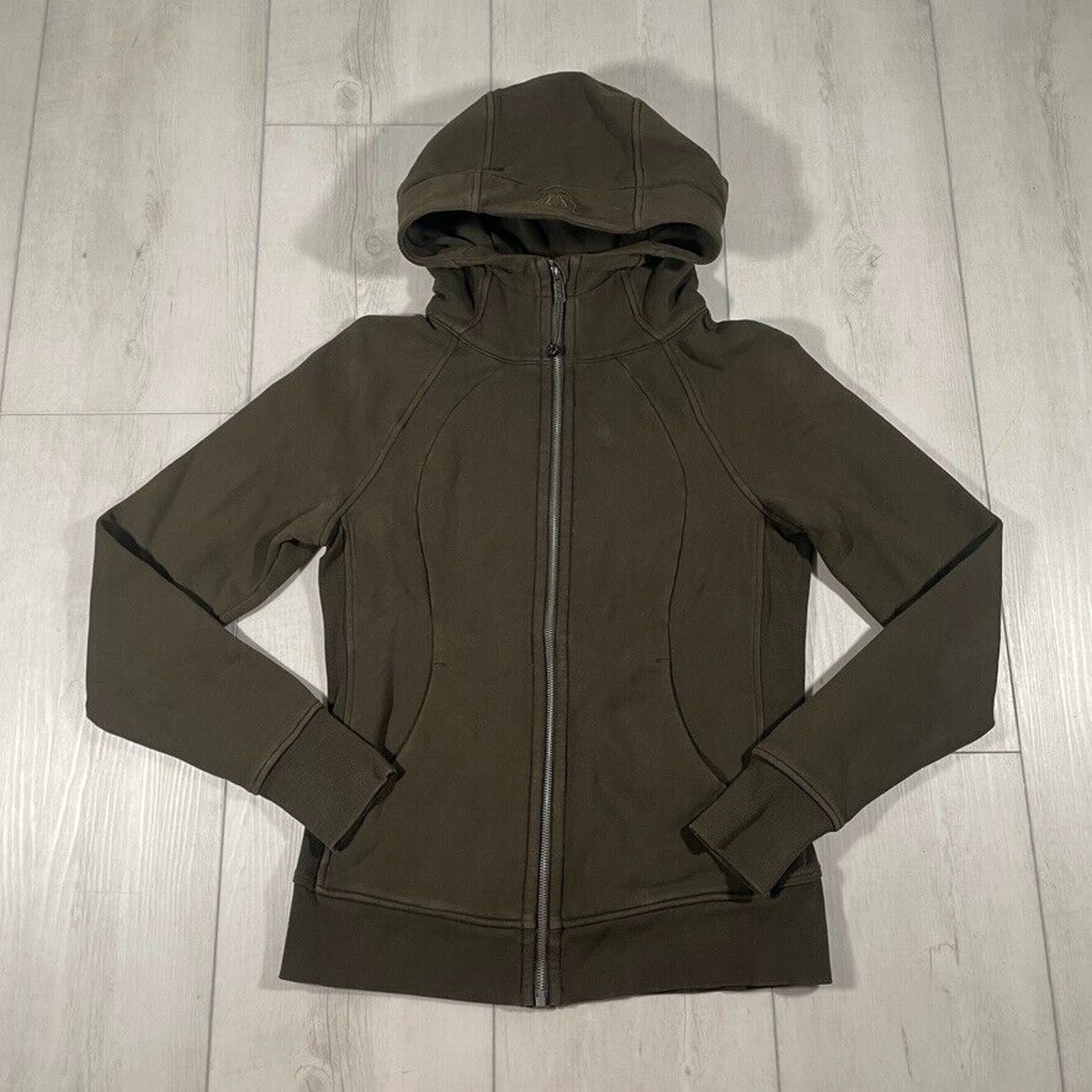 Lululemon Size 8 Scuba Hoodie Cotton Fleece Full Zip Thumb Holes Light Olive