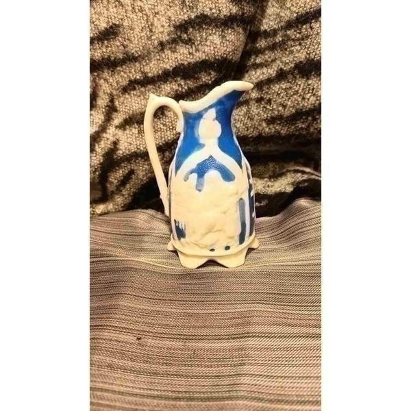 Mine pitcher vintage porslin