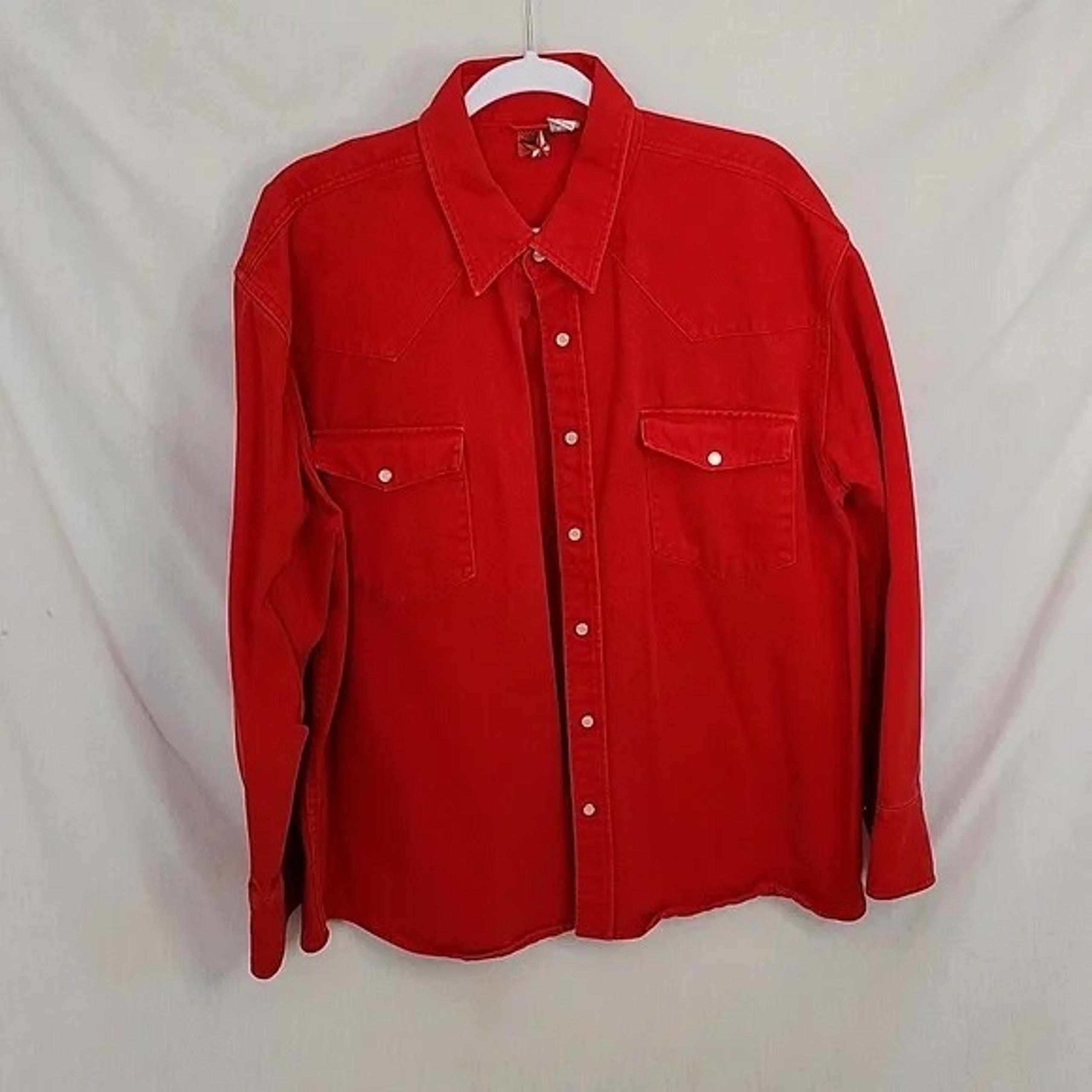 Vintage "Marlboro" Men's Red Denim Long Sleeve Shirt